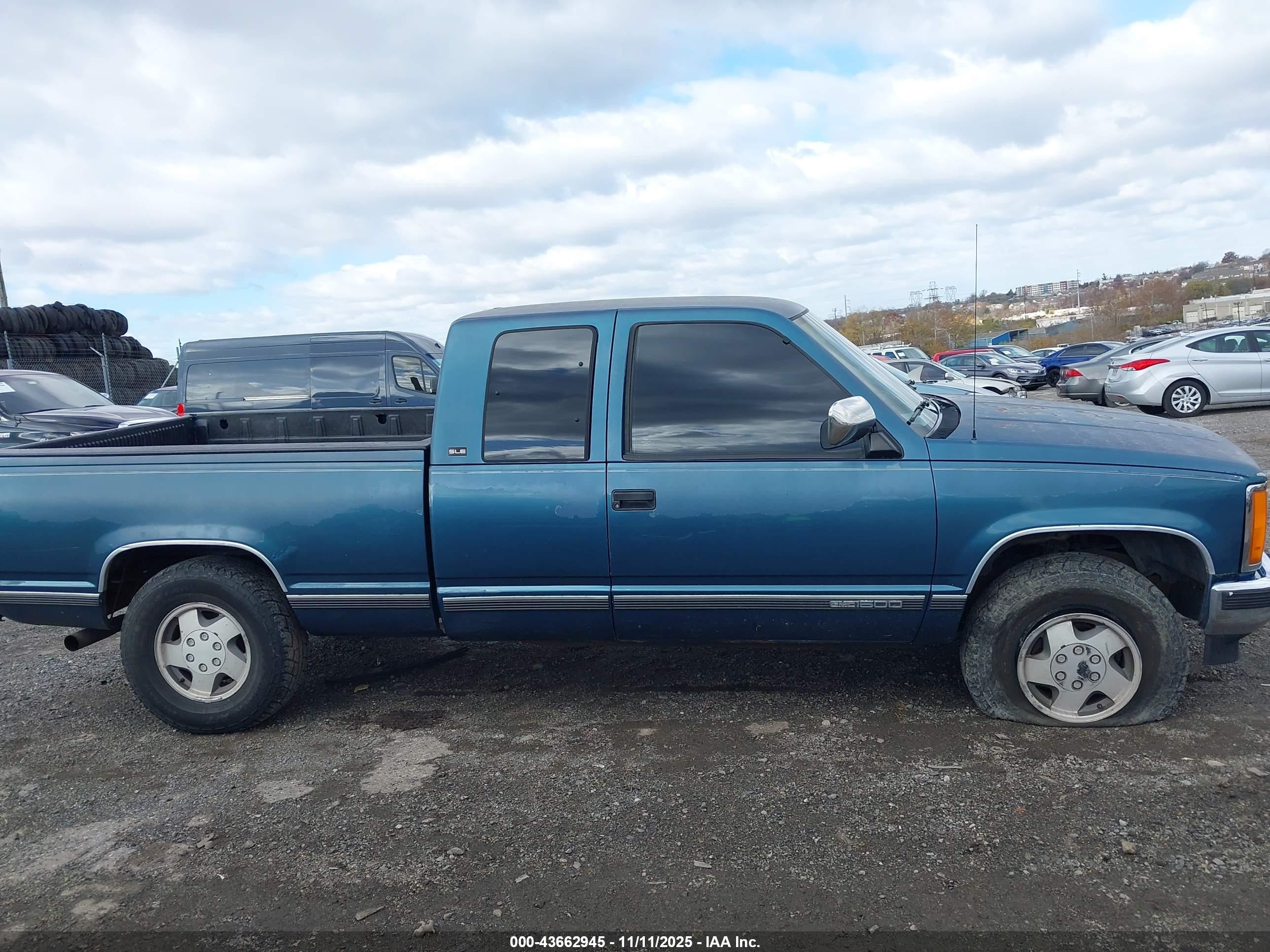 1992 Gmc Sierra K1500 Зеленый vin: 2GTEK19K0N1505736