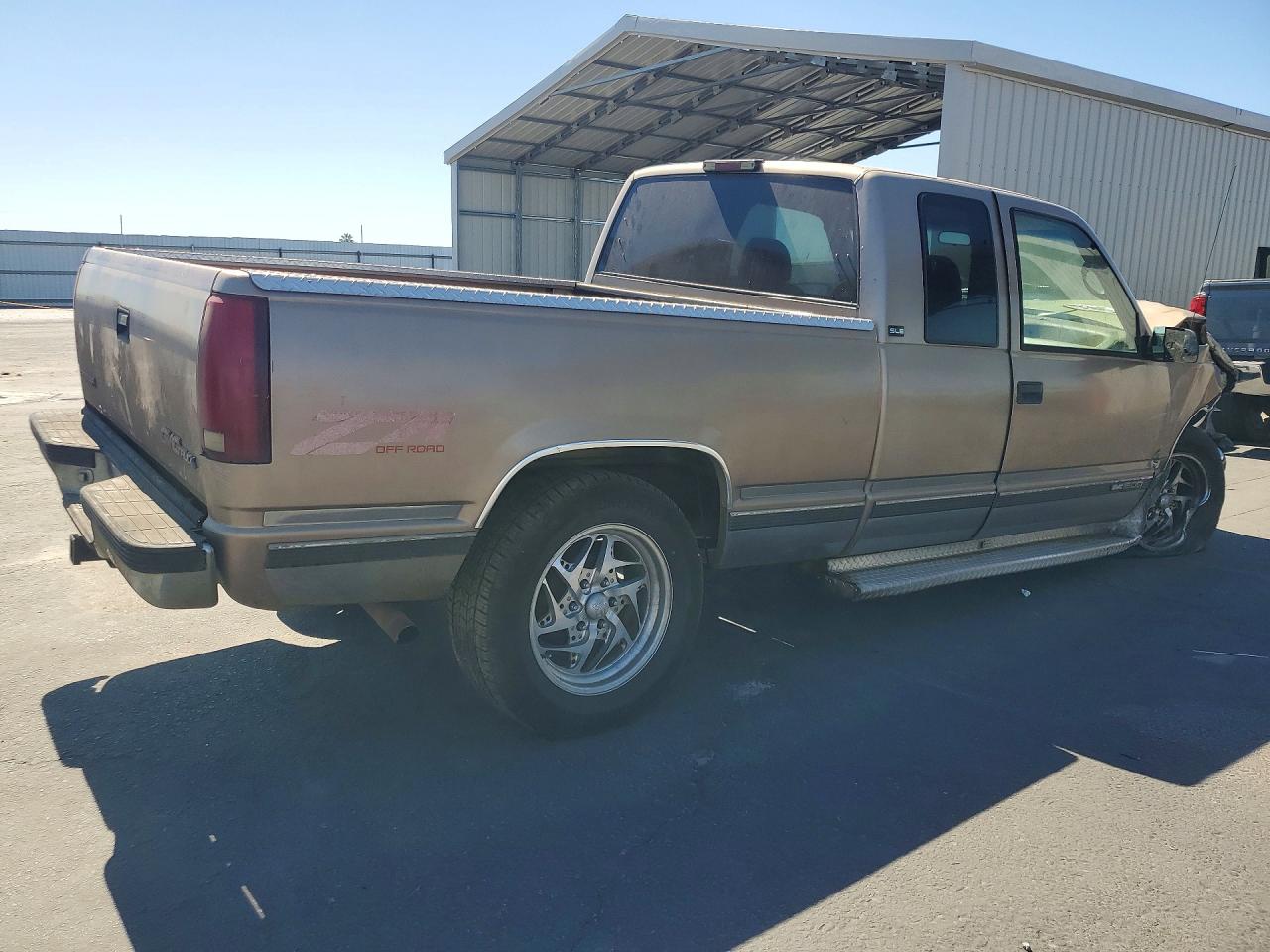 1995 Gmc Sierra K1500 Gold vin: 2GTEK19K6S1547162