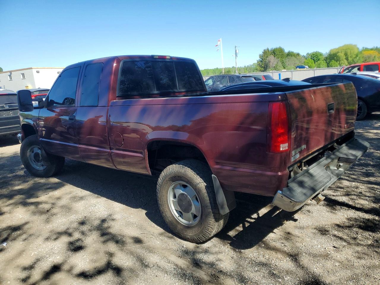 1997 Gmc Sierra K1500 Burgundy vin: 2GTEK19M1V1565672