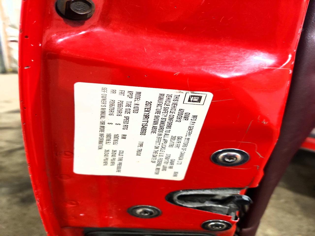 1996 Gmc Sierra K1500 Red vin: 2GTEK19R1T1548993