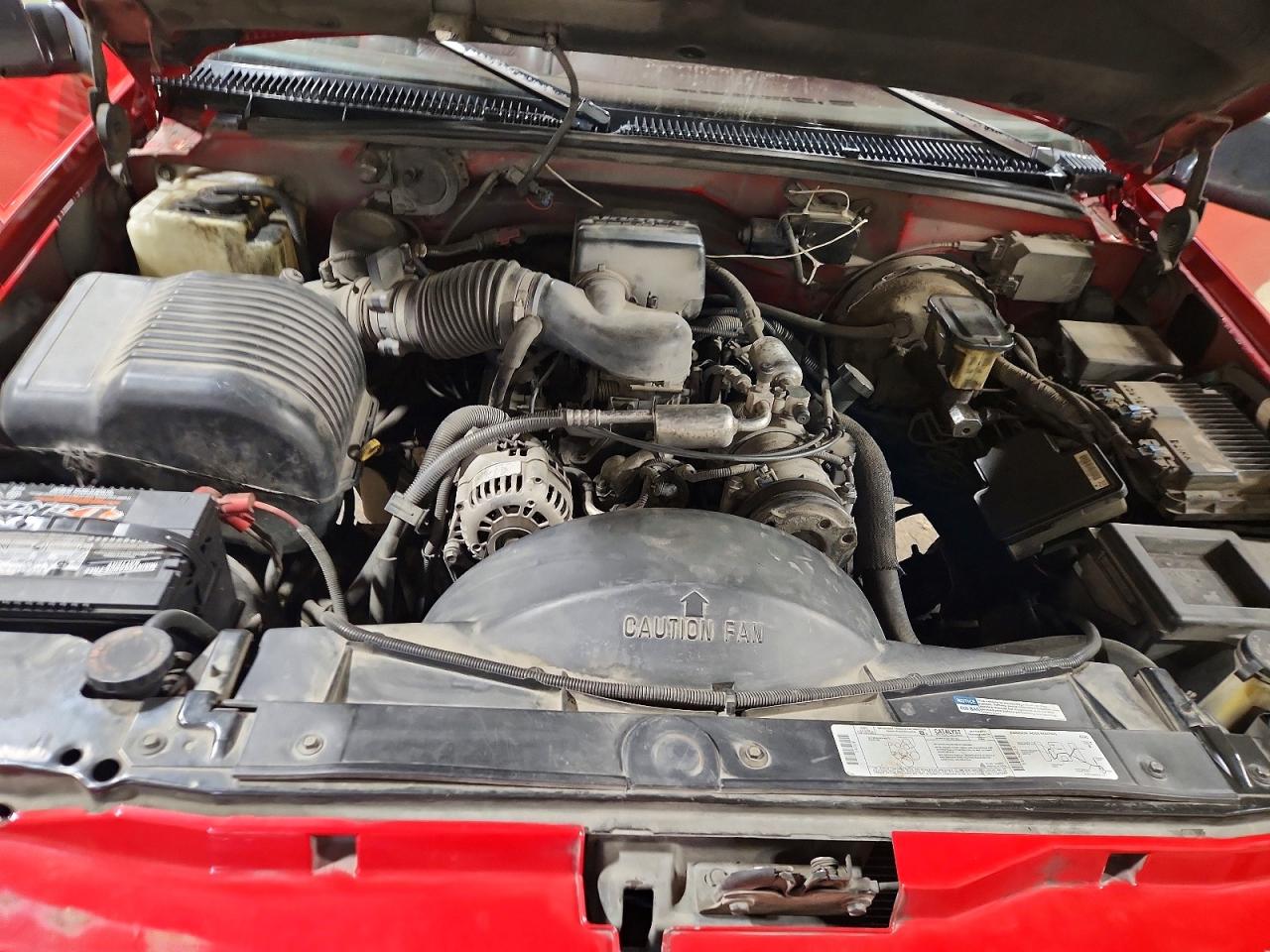 1996 Gmc Sierra K1500 Red vin: 2GTEK19R1T1548993