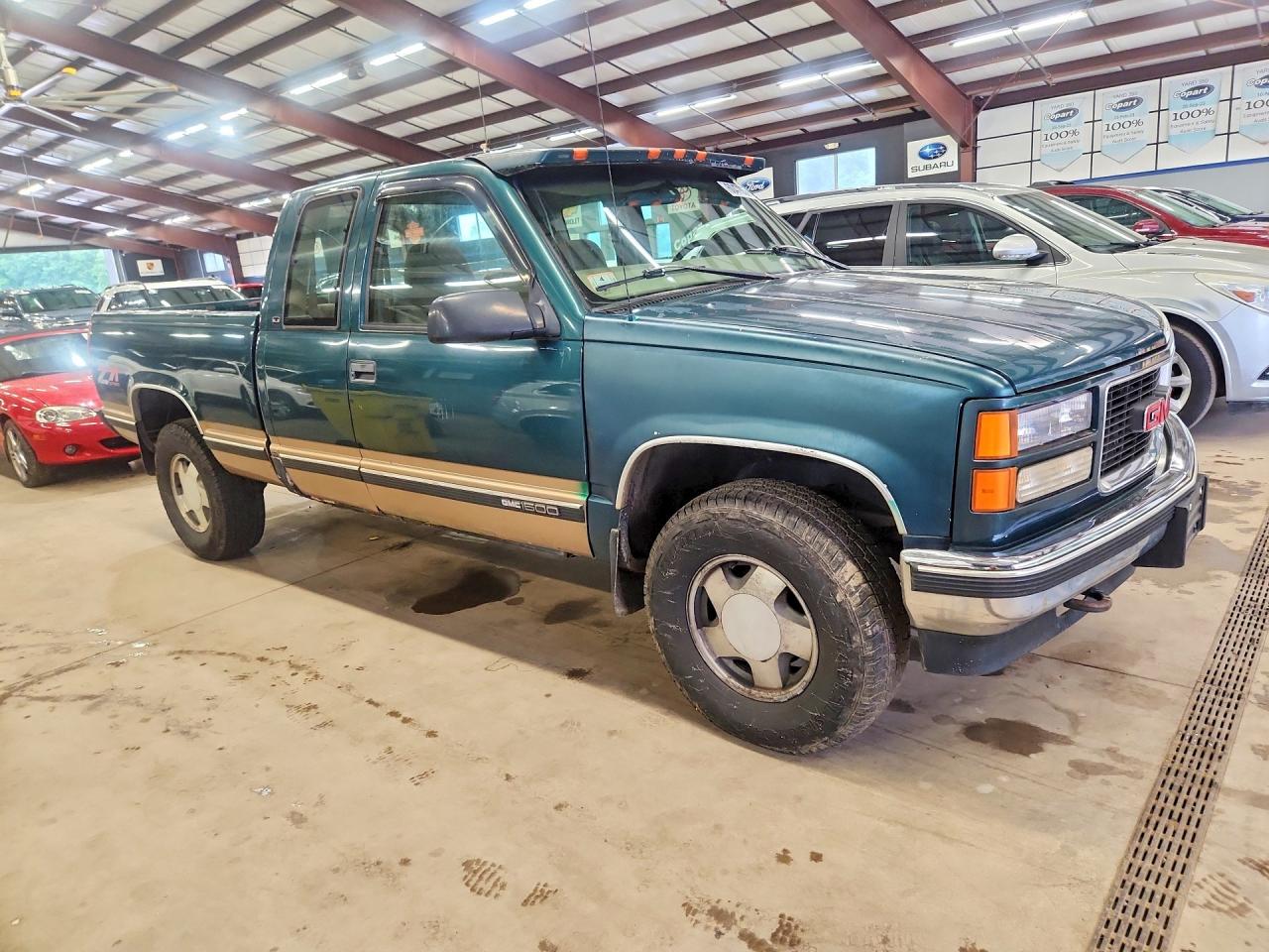 1997 Gmc Sierra K1500 Green vin: 2GTEK19R1V1566400