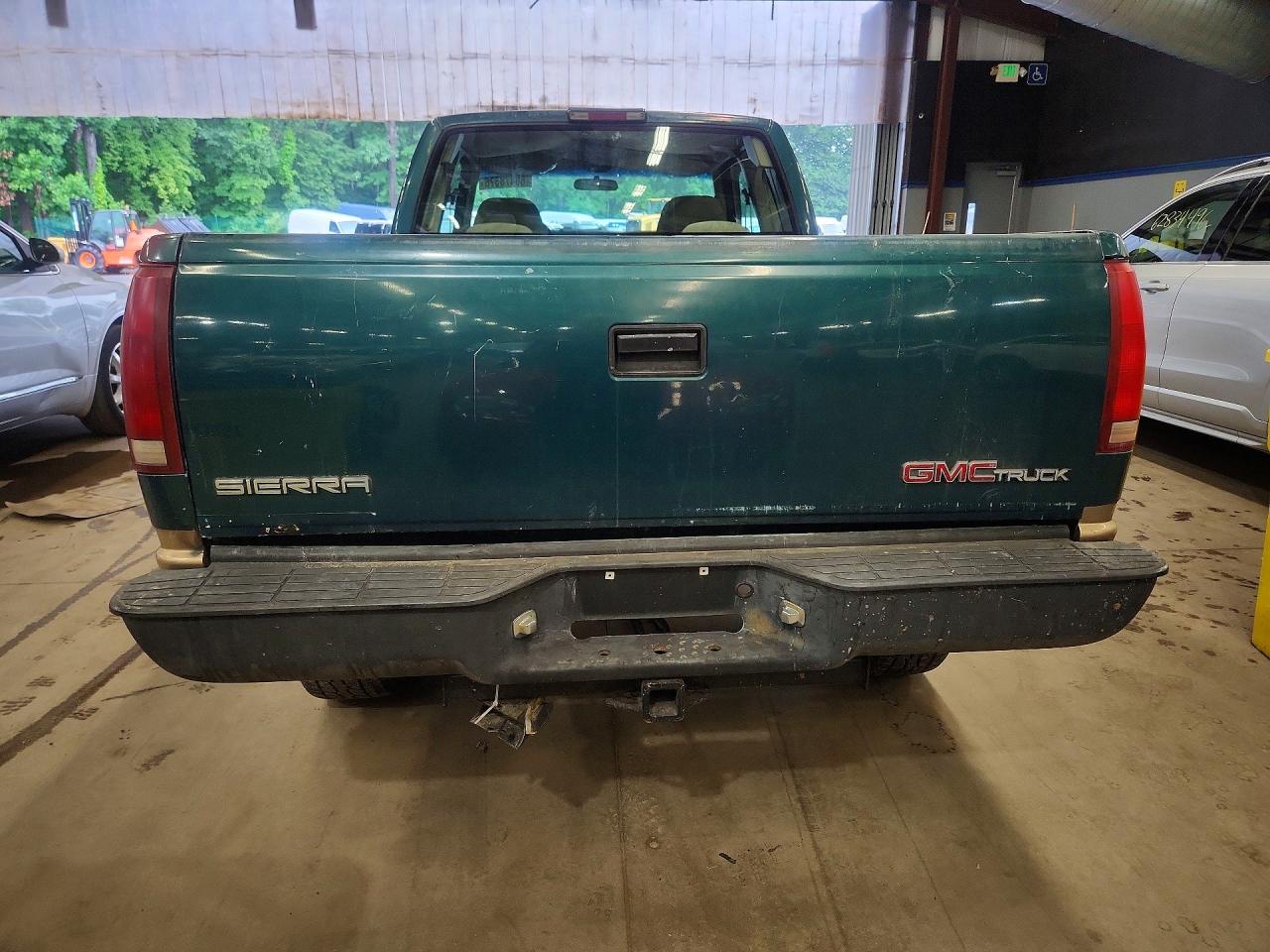 1997 Gmc Sierra K1500 Green vin: 2GTEK19R1V1566400