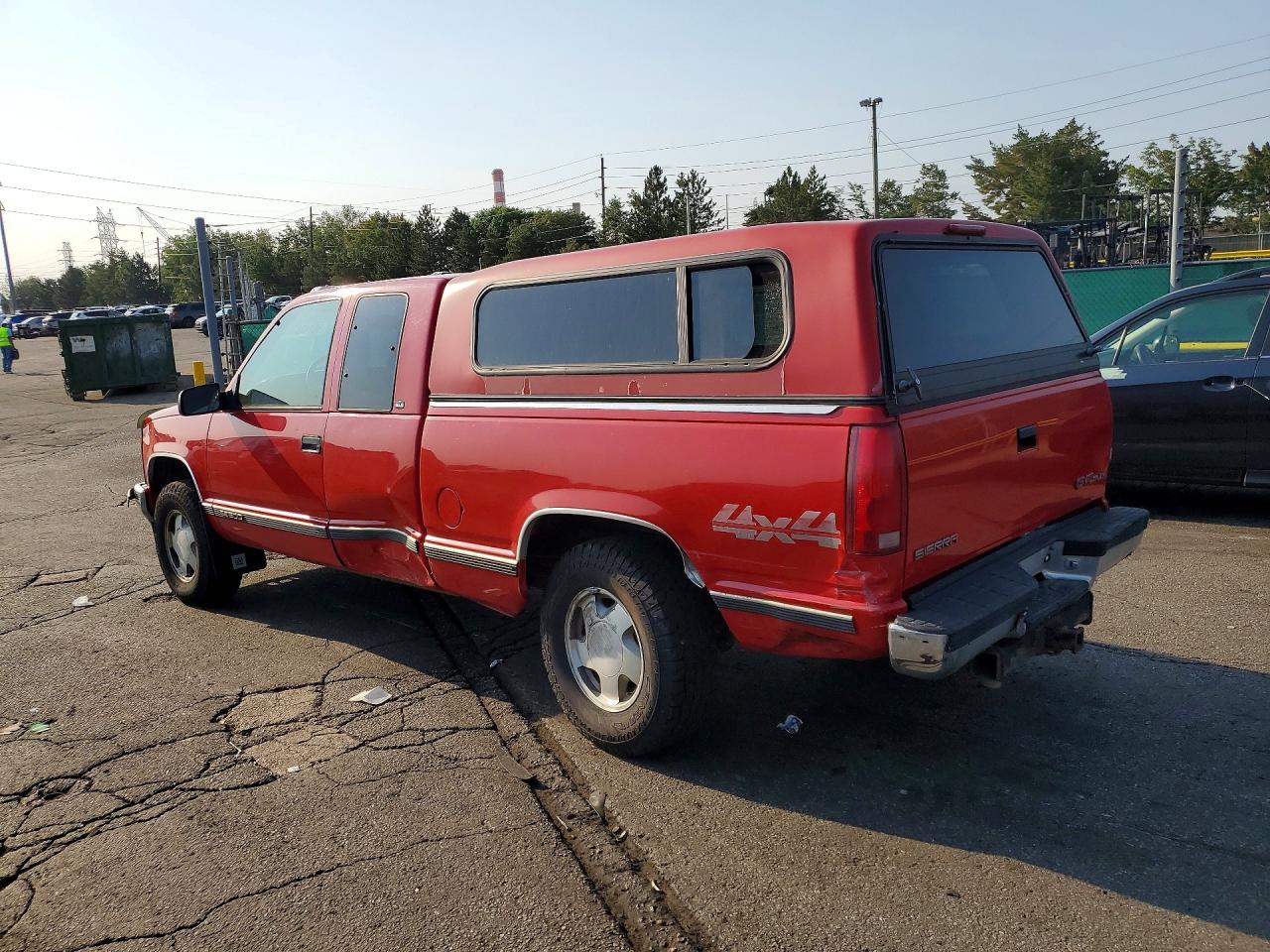 1997 Gmc Sierra K1500 Red vin: 2GTEK19R5V1557179
