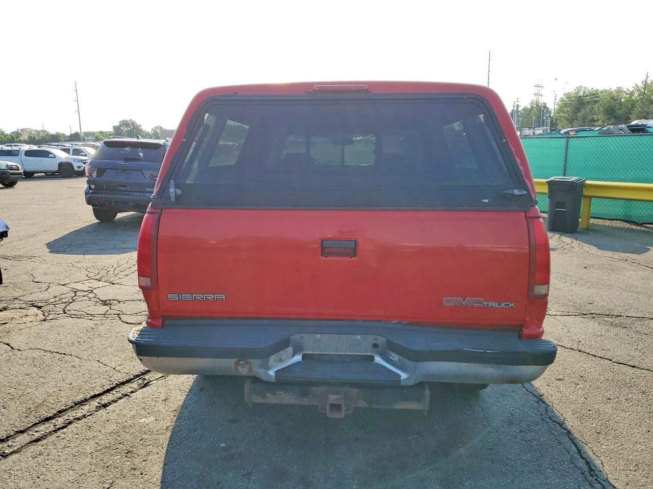 1997 Gmc Sierra K1500 Red vin: 2GTEK19R5V1557179