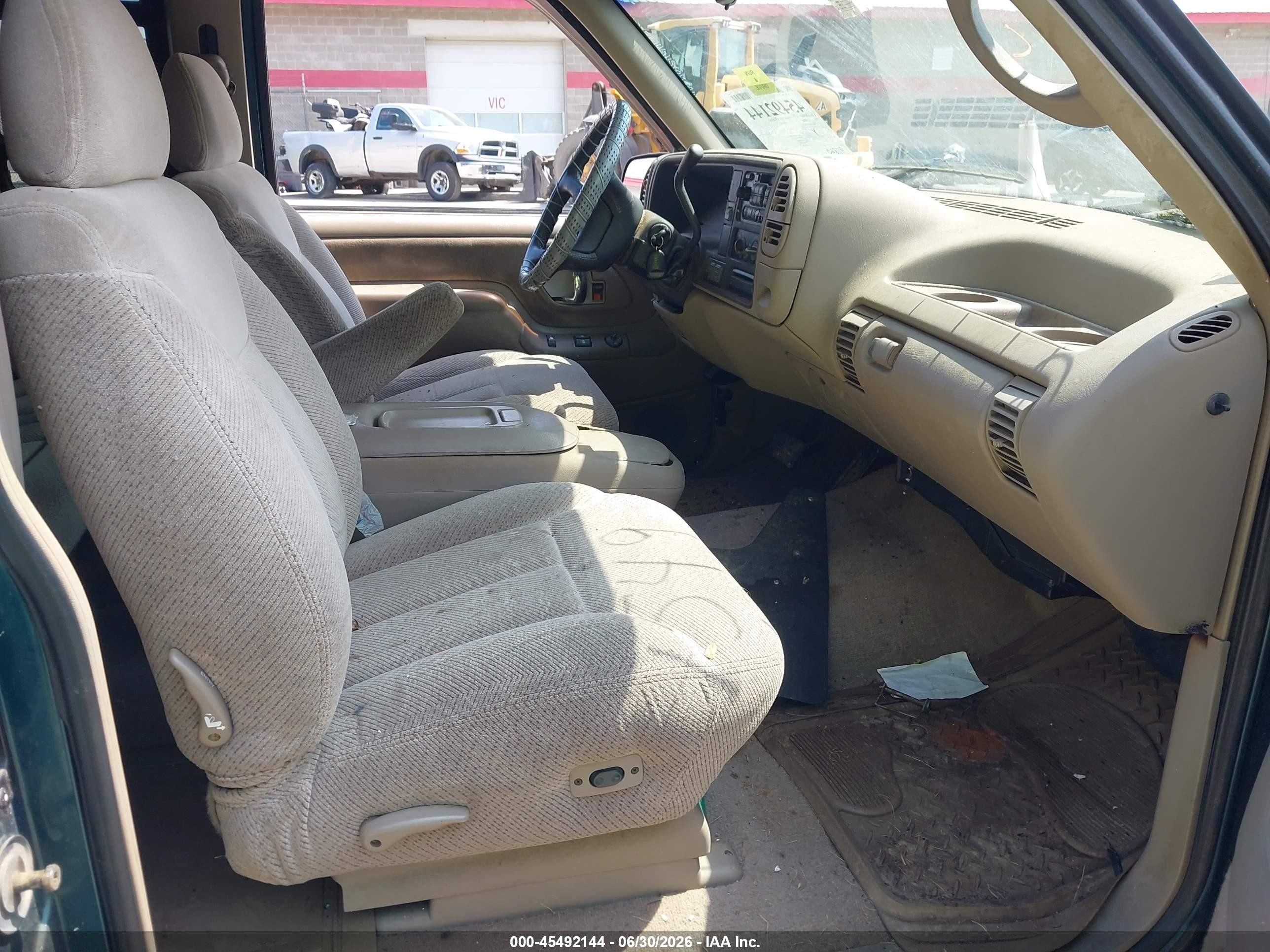 1996 Gmc Sierra K1500 Зеленый vin: 2GTEK19R7T1557813