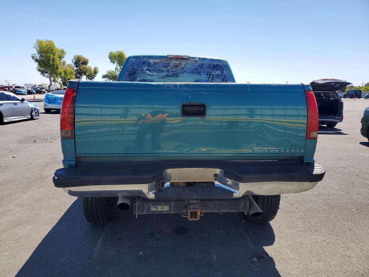 1998 Gmc Sierra K1500 Teal vin: 2GTEK19R8W1523013