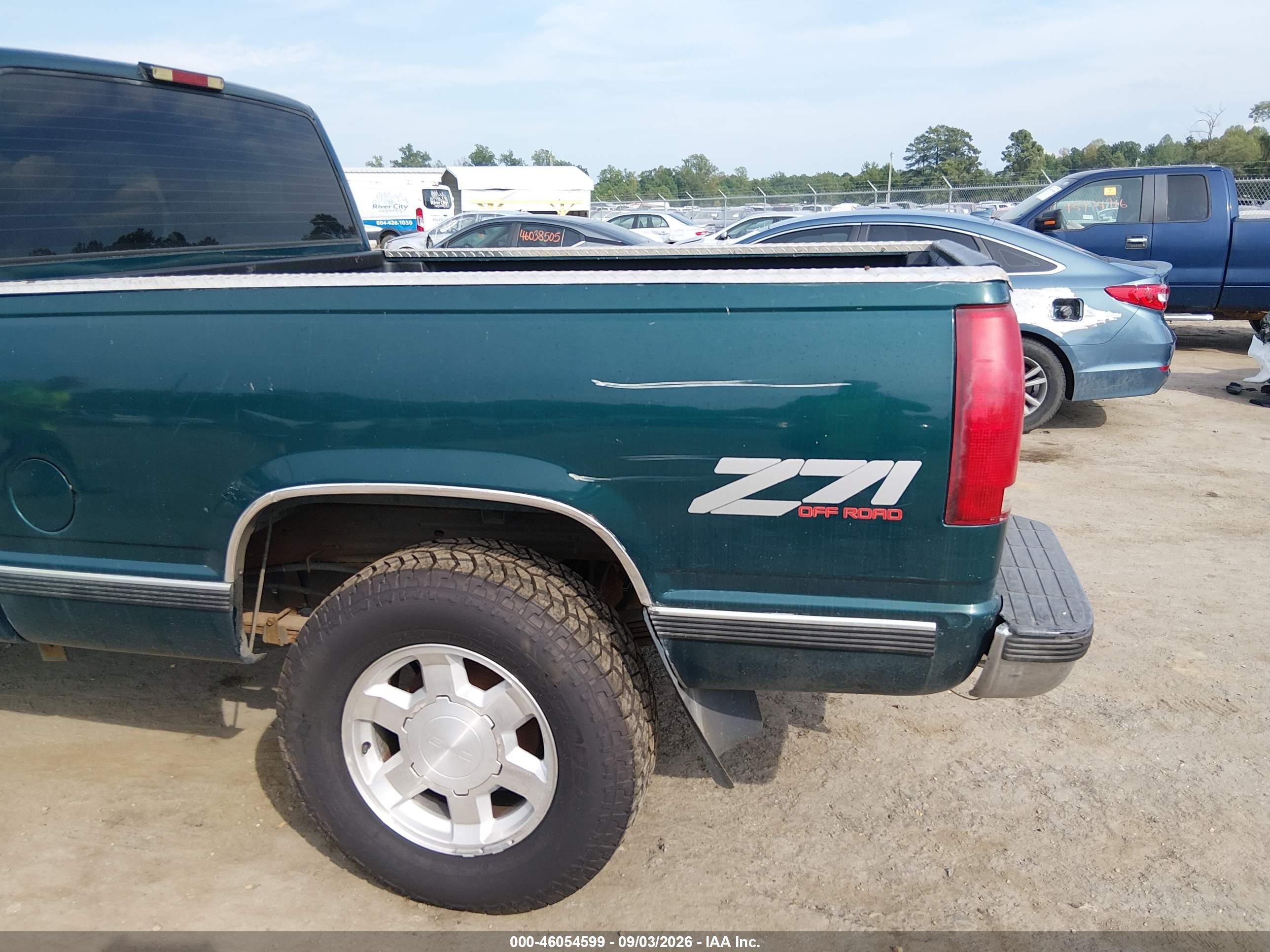 1998 Gmc Sierra 1500 Sl Wideside Green vin: 2GTEK19RXW1507668