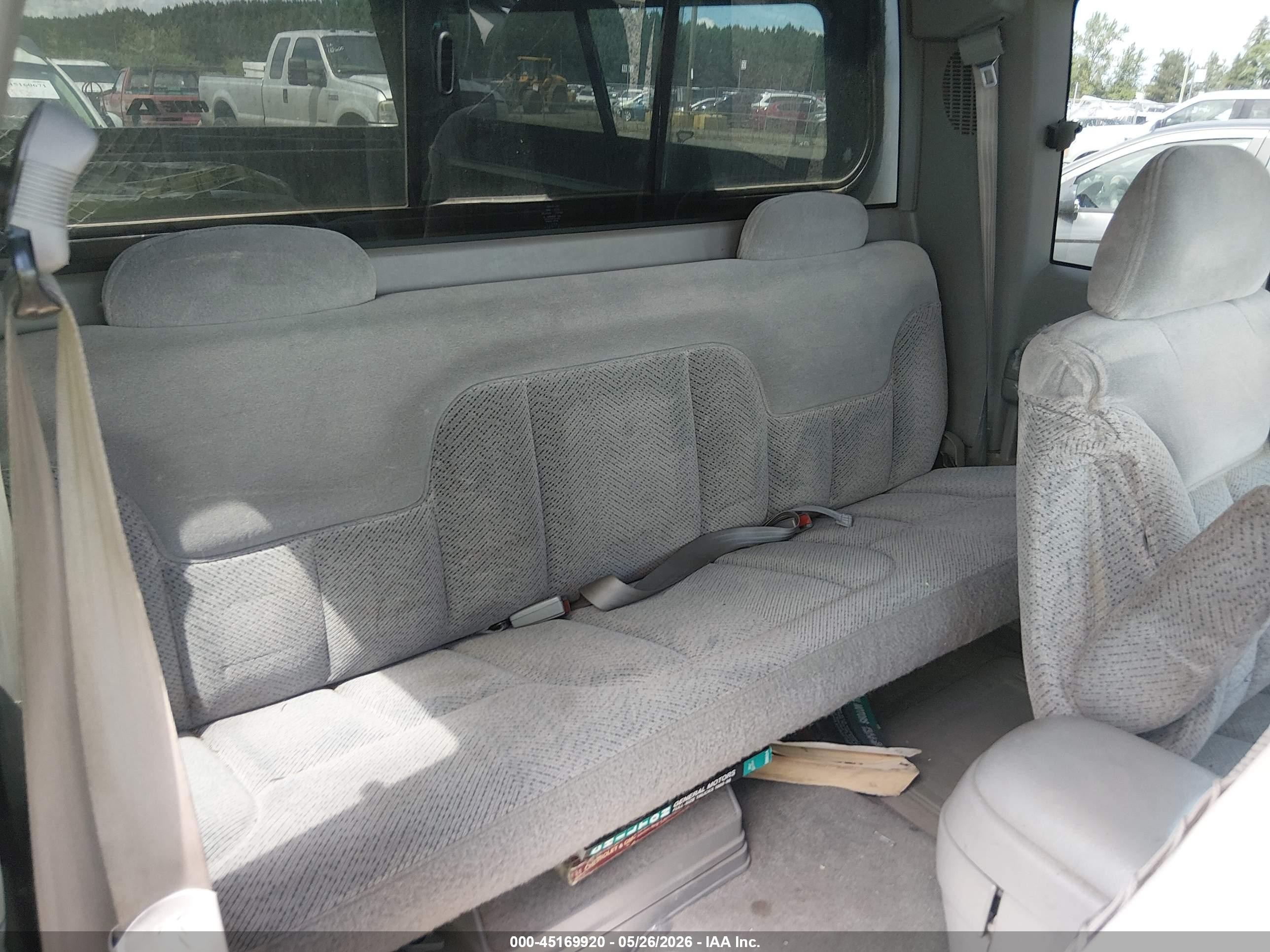 1996 Gmc Sierra K1500 Silver vin: 2GTEK19S2T1507971
