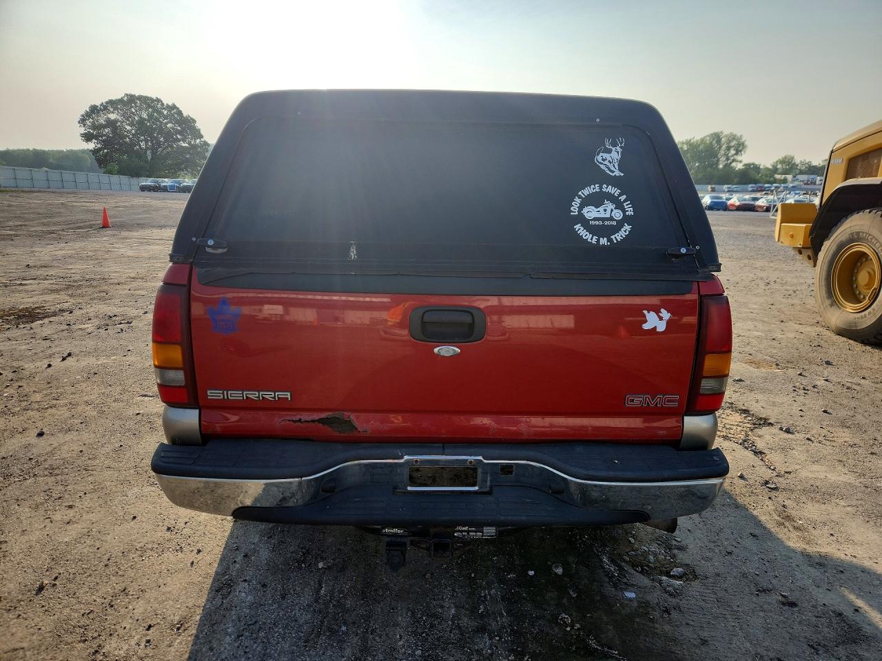 2001 Gmc New Sierra K1500 Red vin: 2GTEK19T011359132