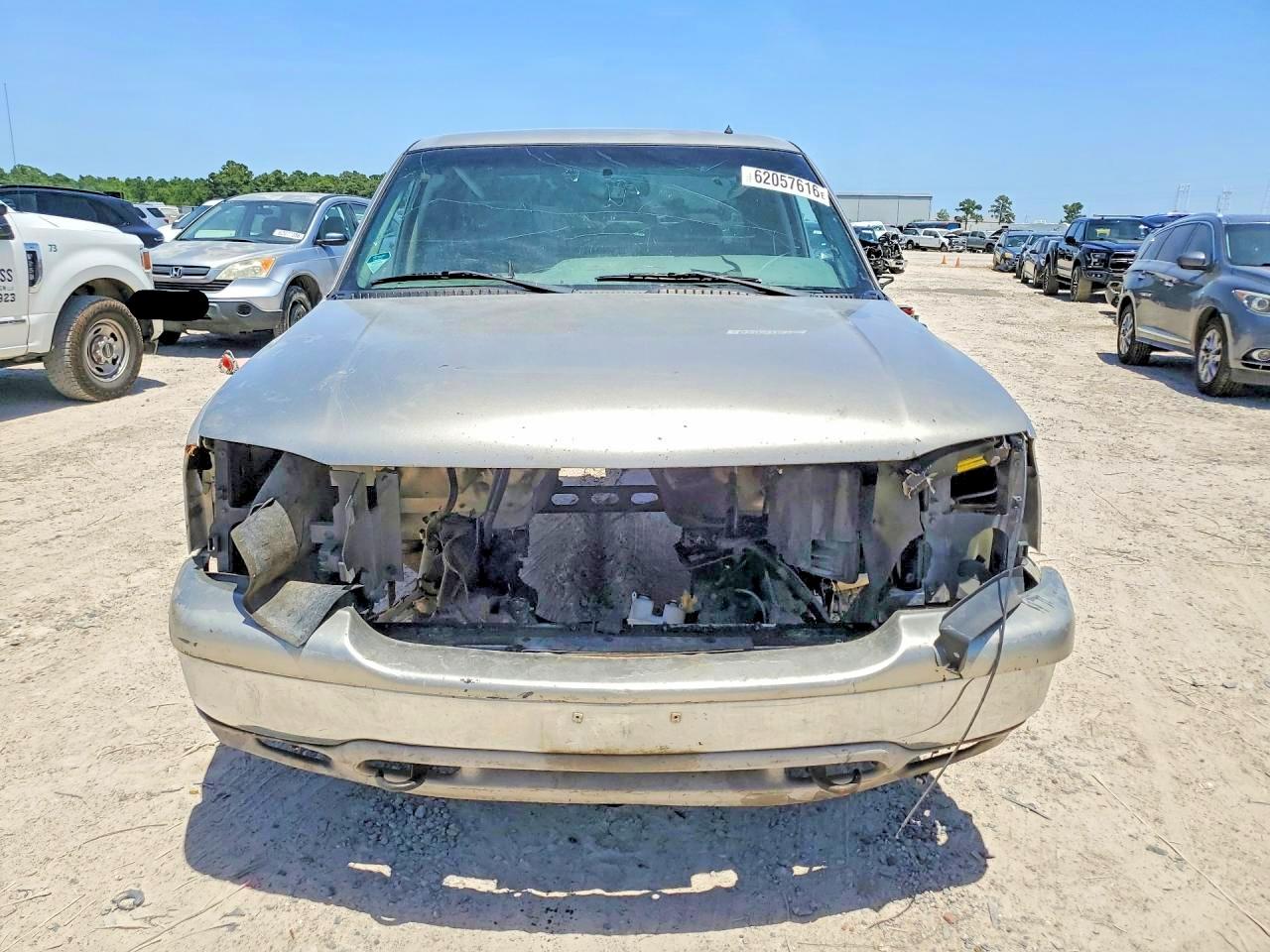 2001 Gmc New Sierra K1500 Silver vin: 2GTEK19T111401615