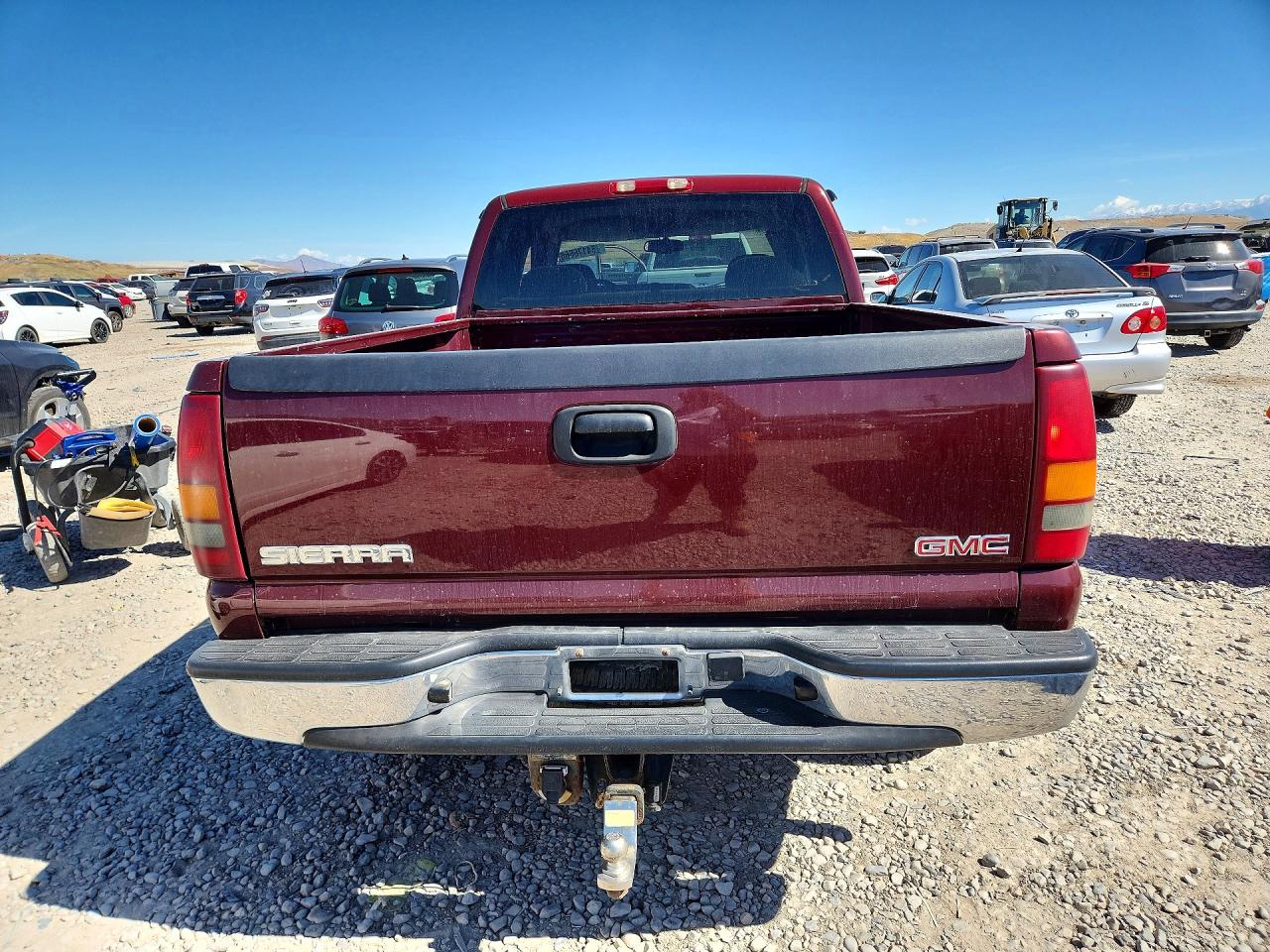2003 Gmc New Sierra K1500 Burgundy vin: 2GTEK19T131366481