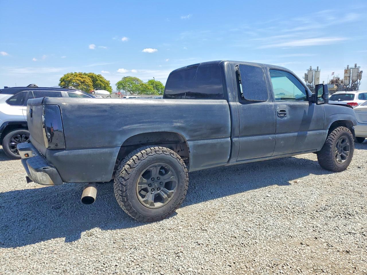 2004 Gmc New Sierra K1500 Black vin: 2GTEK19T141171319