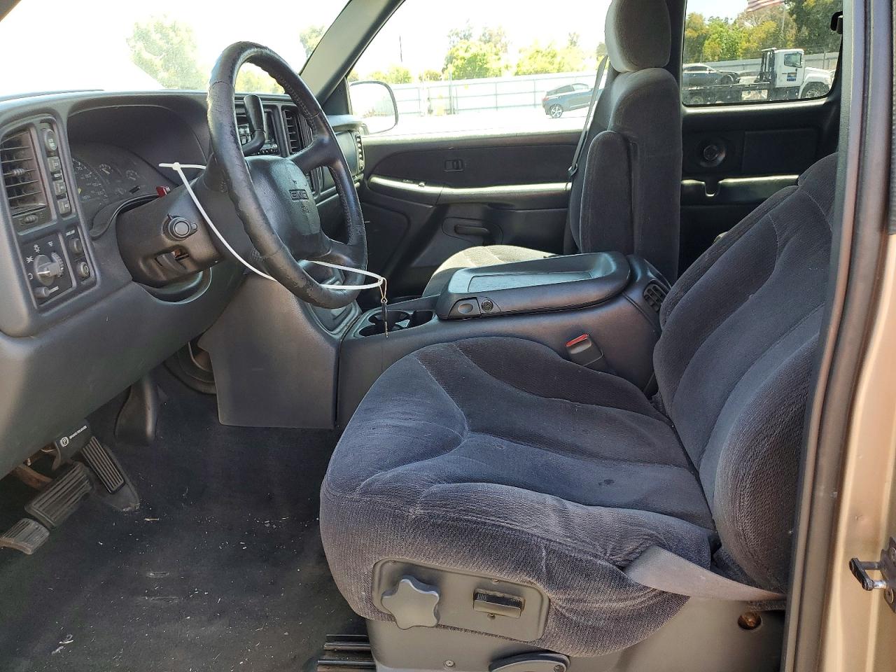 1999 Gmc New Sierra K1500 Gold vin: 2GTEK19T2X1534943