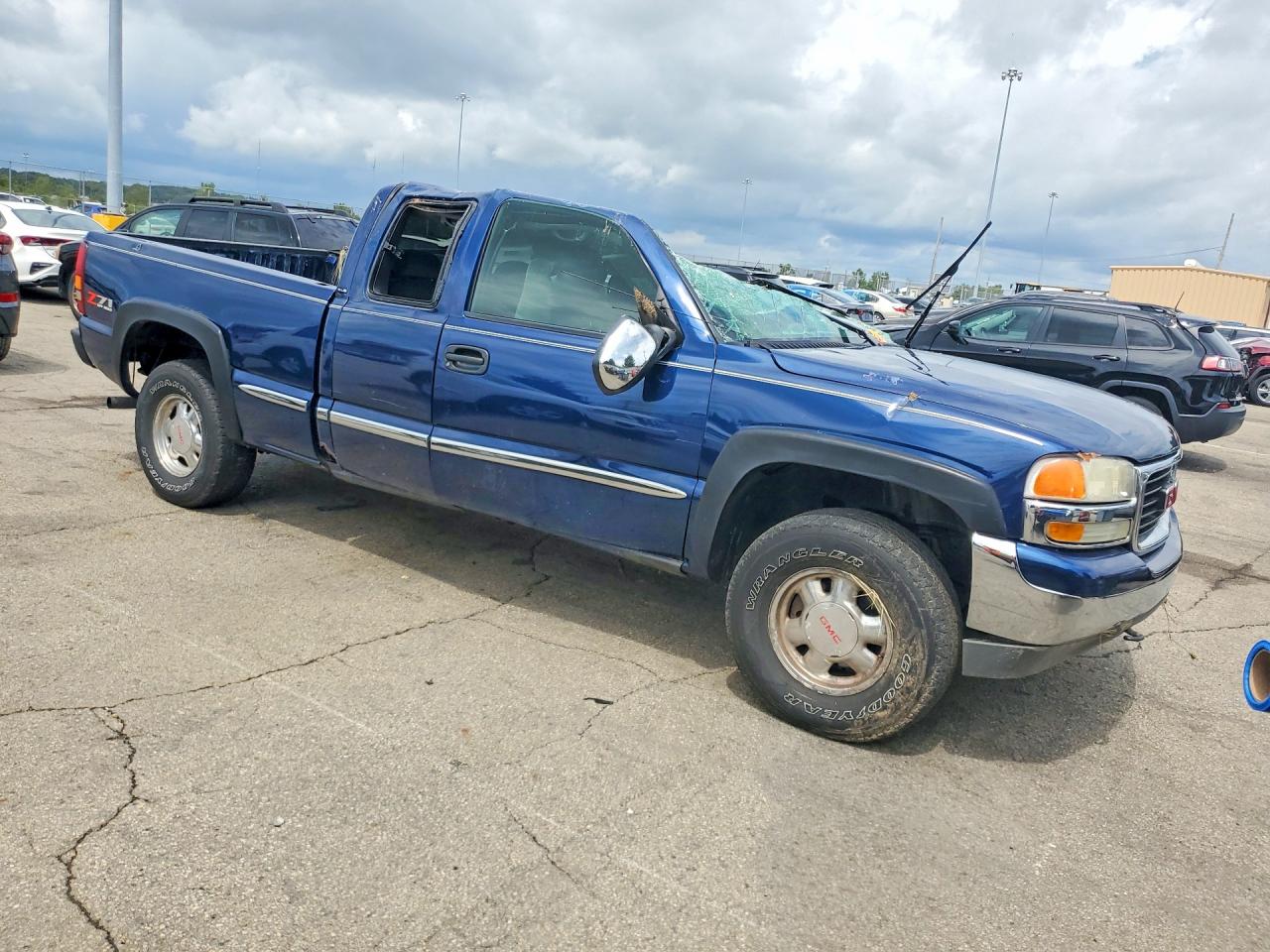 2002 Gmc New Sierra K1500 Синий vin: 2GTEK19T321273878