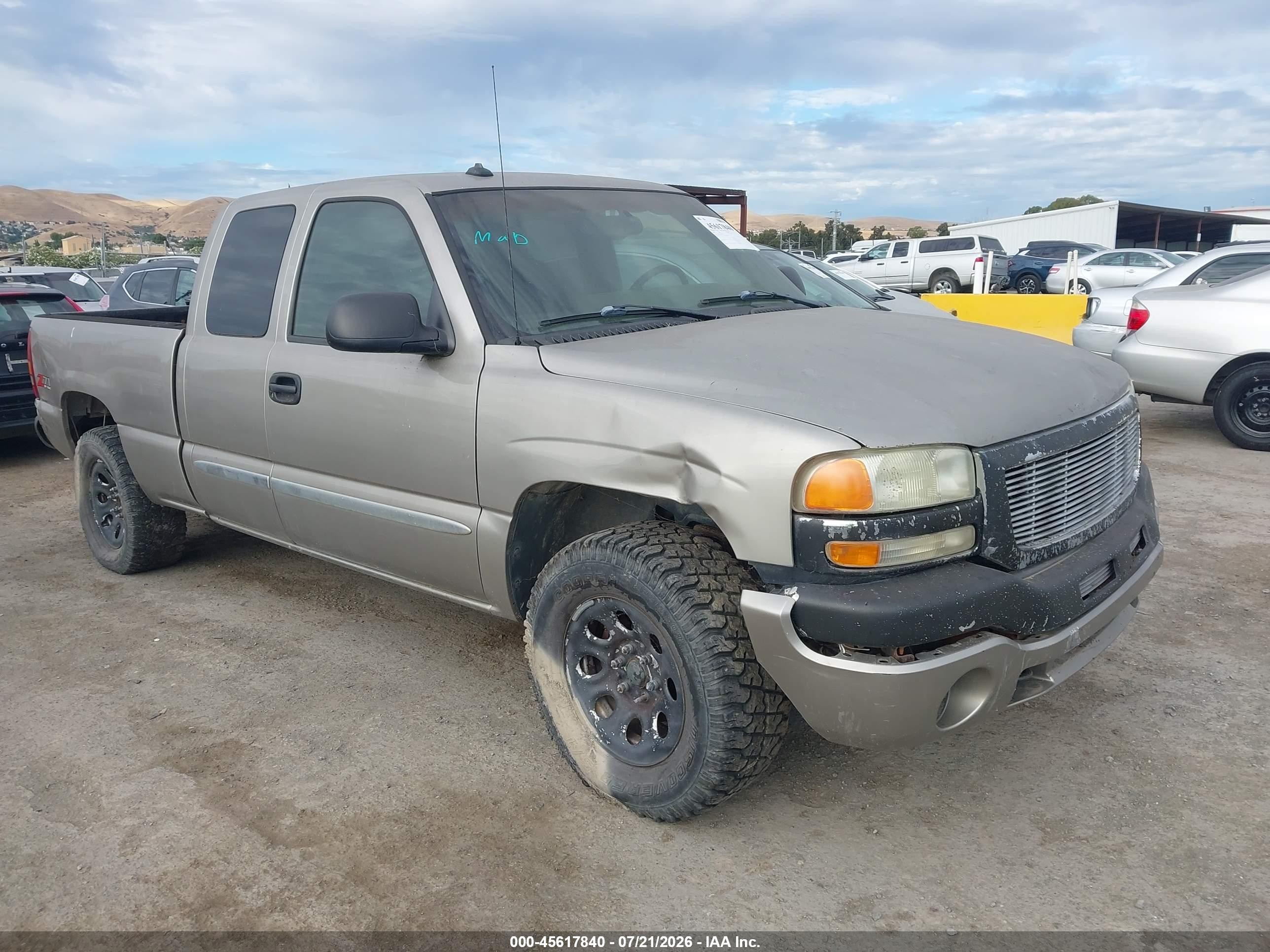 2003 Gmc Sierra 1500 Sle Серый vin: 2GTEK19T431264379