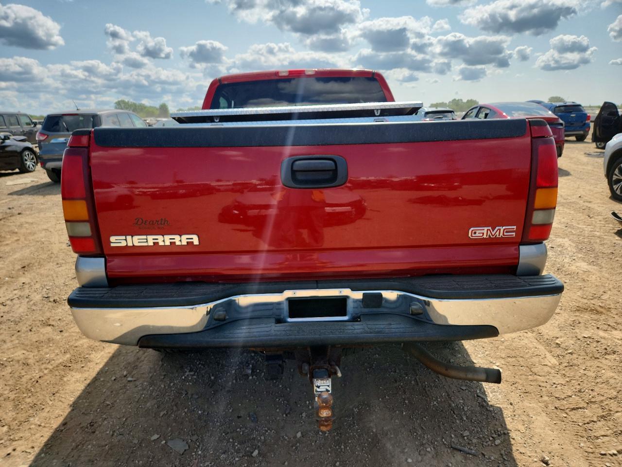 2003 Gmc New Sierra K1500 Red vin: 2GTEK19T531283300