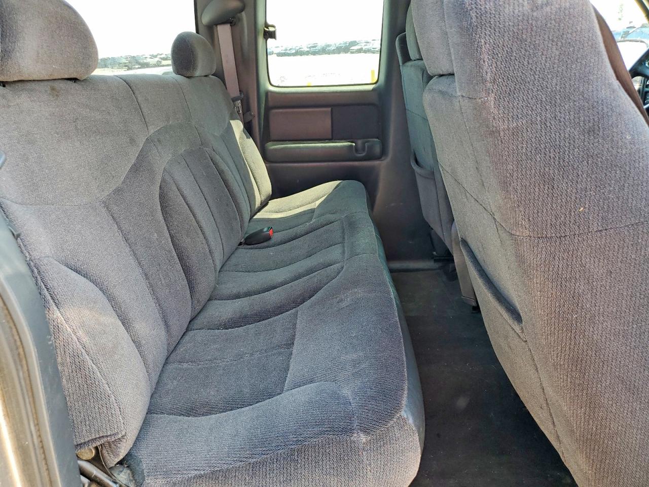 2000 Gmc New Sierra K1500 Silver vin: 2GTEK19T5Y1250689