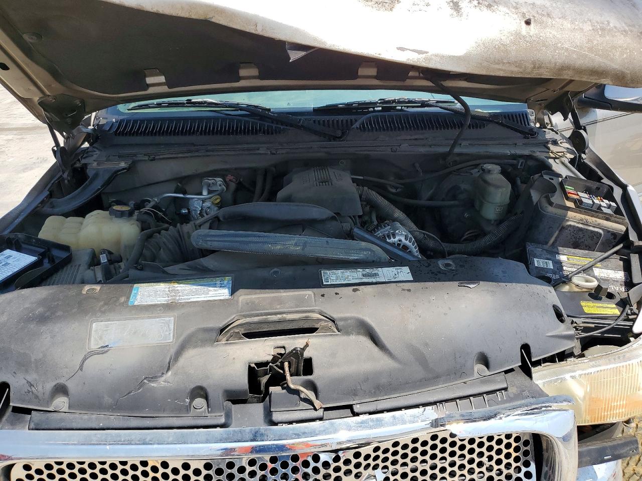 2000 Gmc New Sierra K1500 Silver vin: 2GTEK19T5Y1250689
