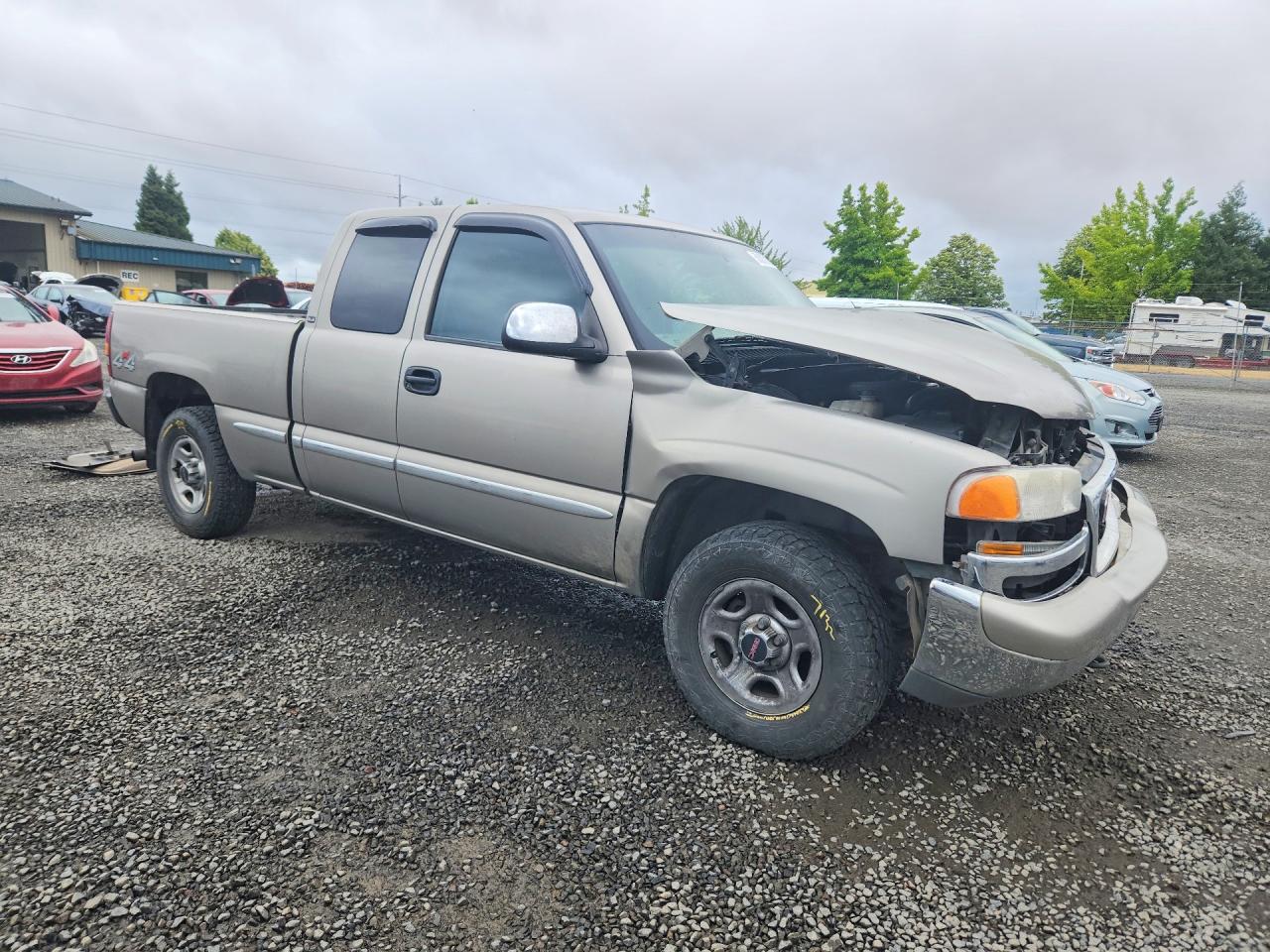 2001 Gmc New Sierra K1500 Silver vin: 2GTEK19T711348483
