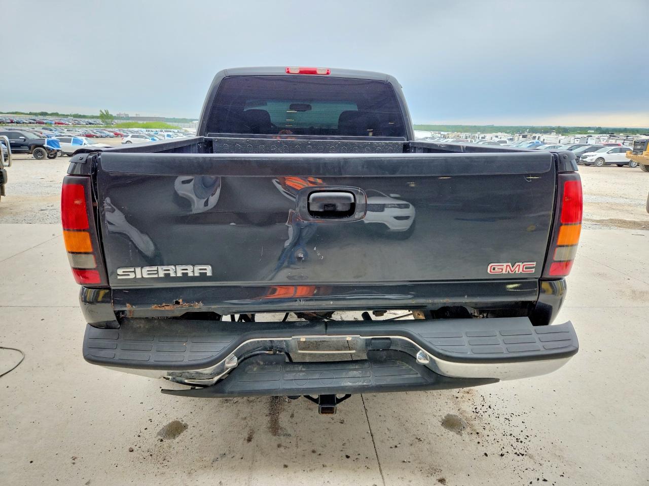 2004 Gmc New Sierra K1500 Charcoal vin: 2GTEK19T841177666
