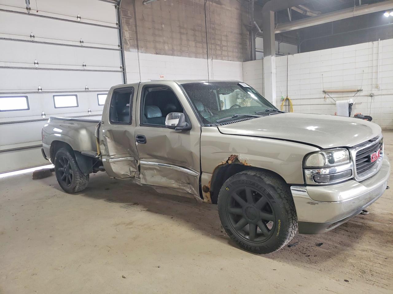 2002 Gmc New Sierra K1500 Cream vin: 2GTEK19T921293536