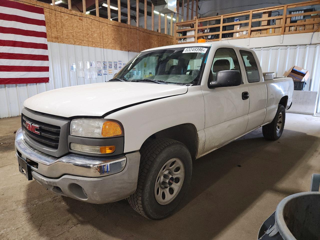 2006 Gmc New Sierra K1500 White vin: 2GTEK19V061102206