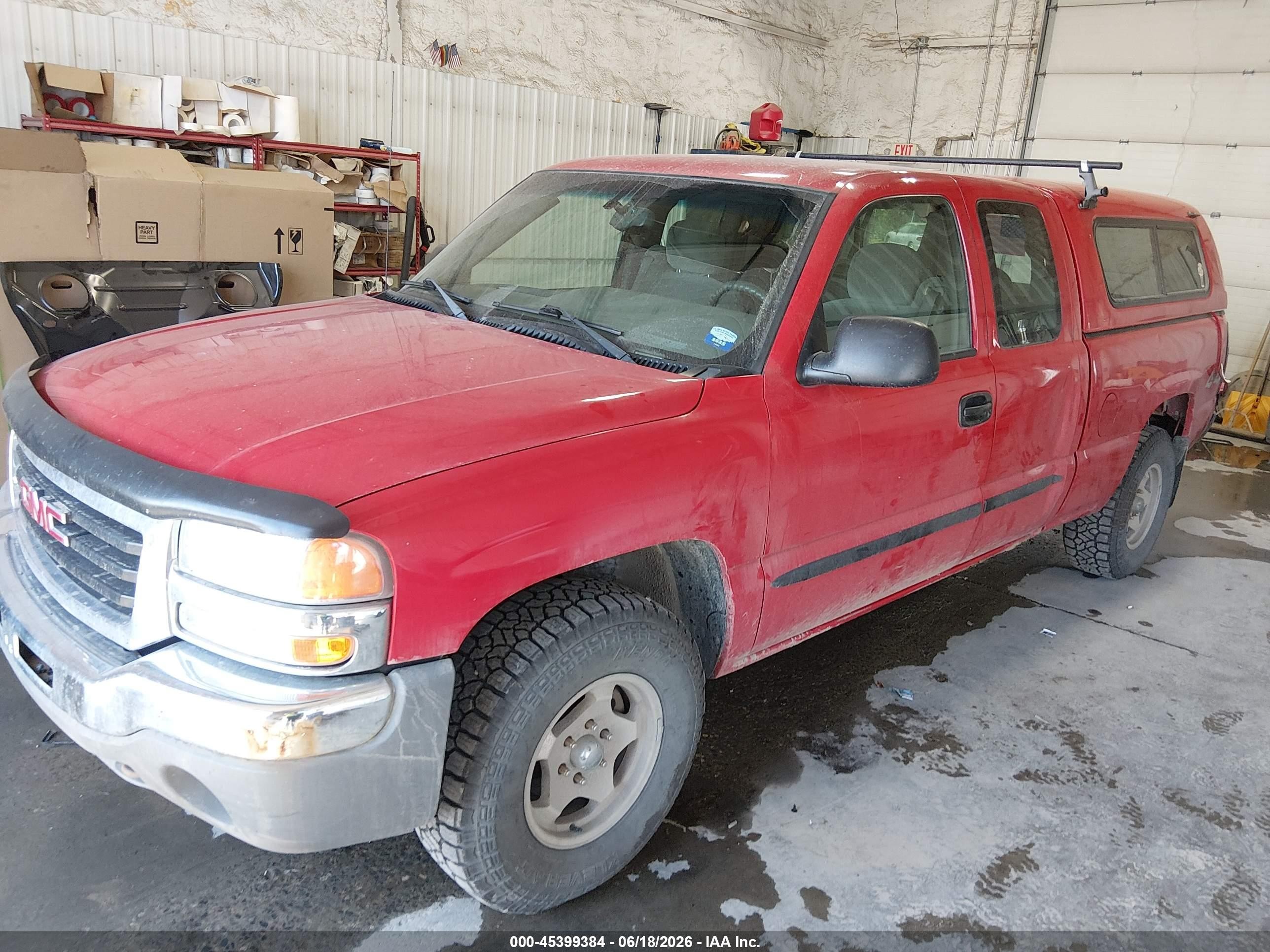 2004 Gmc Sierra 1500   Red vin: 2GTEK19V441144844