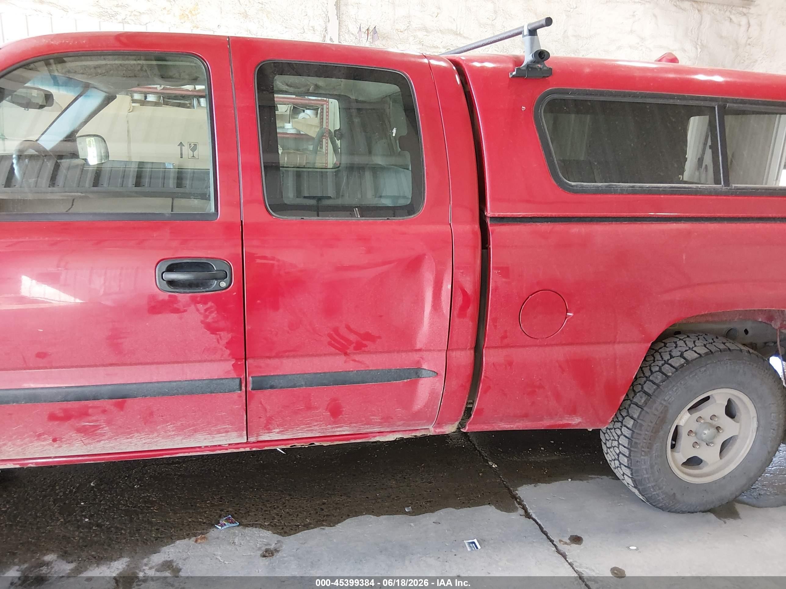 2004 Gmc Sierra 1500   Red vin: 2GTEK19V441144844