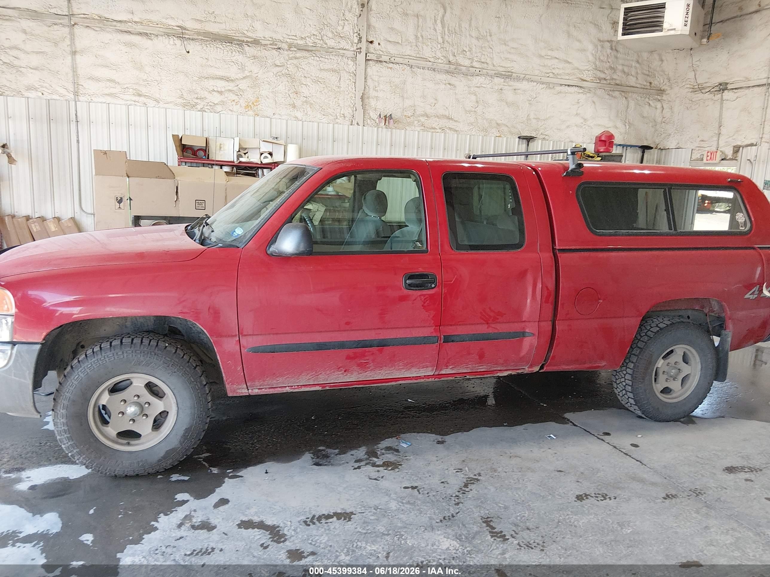 2004 Gmc Sierra 1500   Red vin: 2GTEK19V441144844