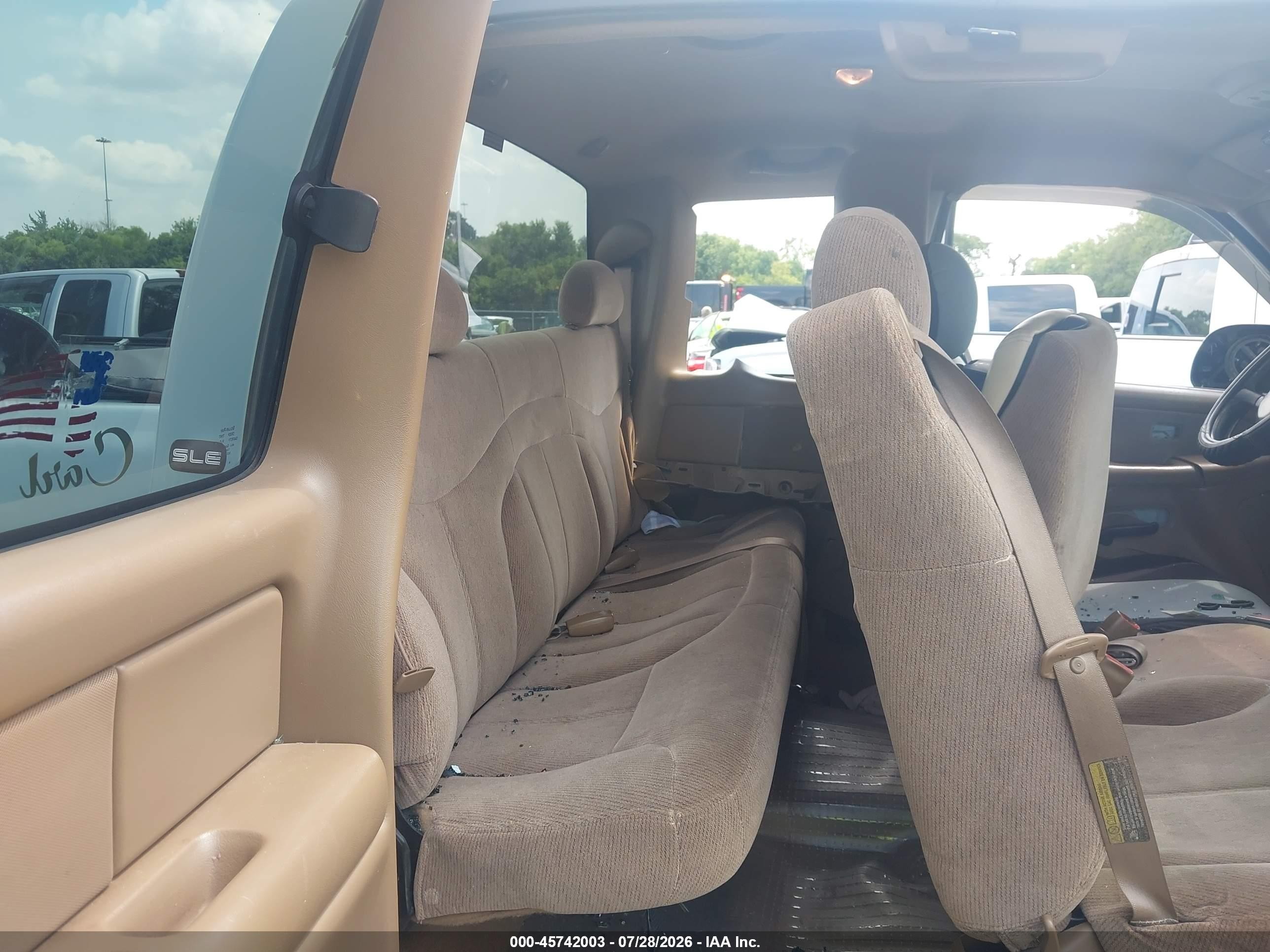 1999 Gmc New Sierra 1500 Sle Белый vin: 2GTEK19V4X1557559