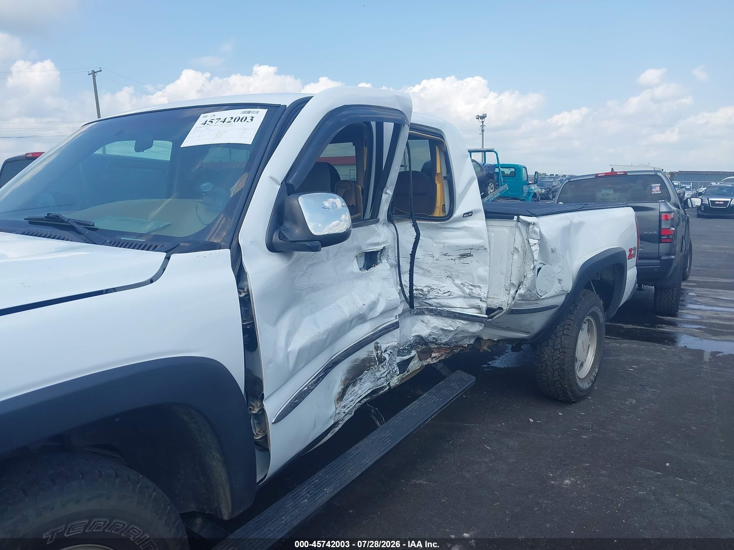 1999 Gmc New Sierra 1500 Sle Белый vin: 2GTEK19V4X1557559