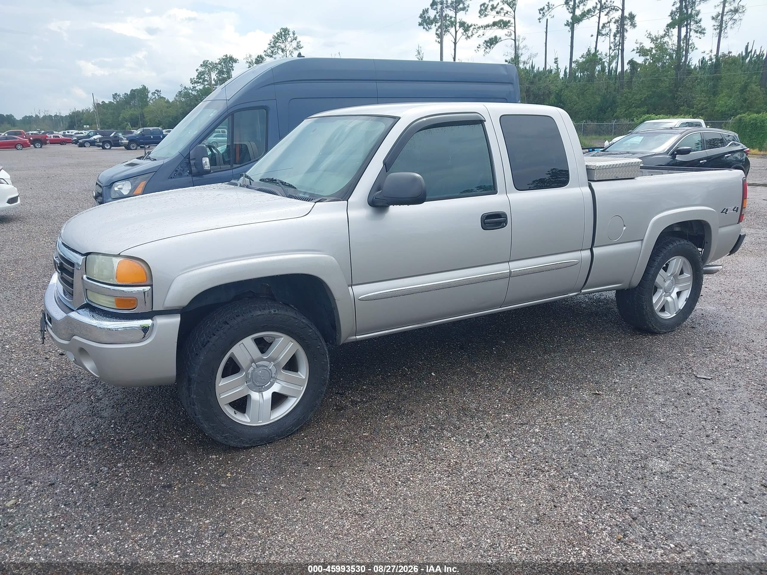2004 Gmc New Sierra K1500 Gold vin: 2GTEK19V741155062