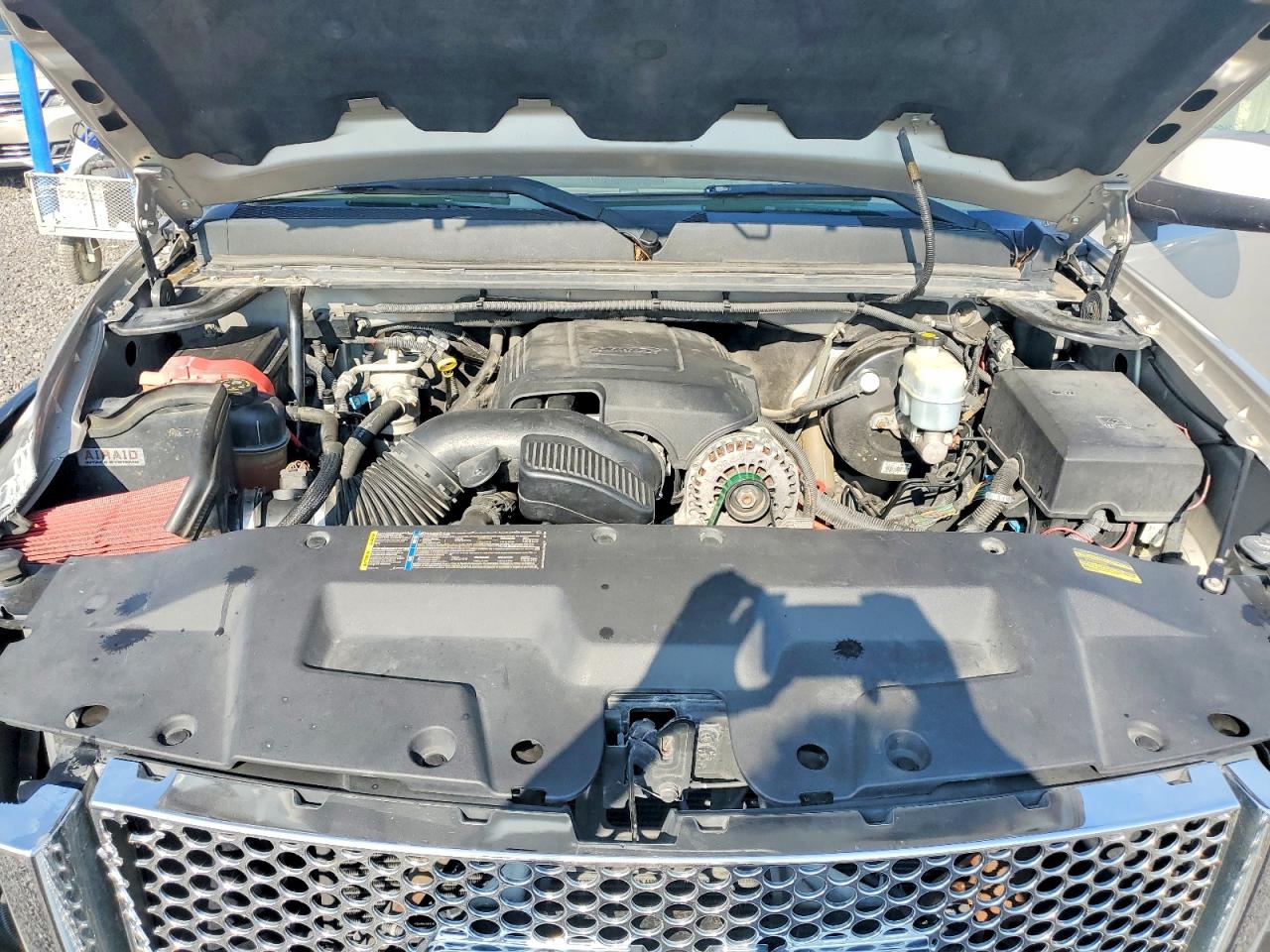 2007 Gmc New Sierra Denali Silver vin: 2GTEK638071683188