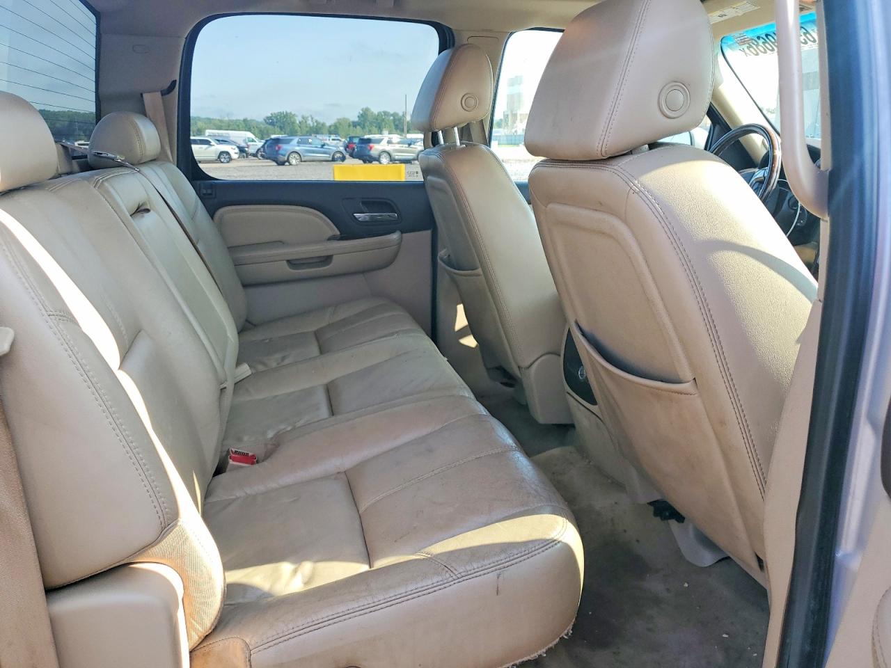 2007 Gmc New Sierra Denali Silver vin: 2GTEK638071683188
