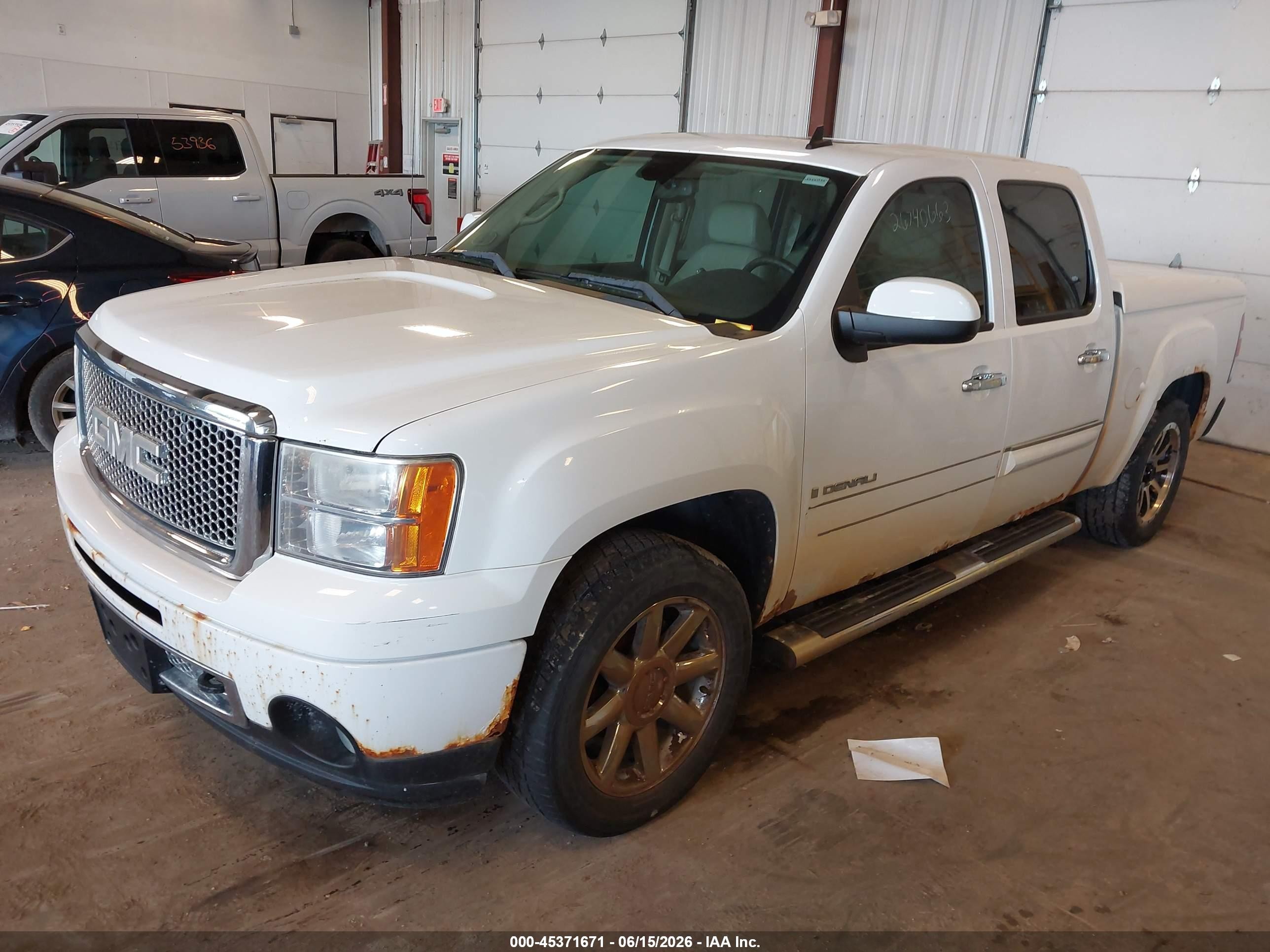 2008 Gmc Sierra 1500 Denali Белый vin: 2GTEK638081323467
