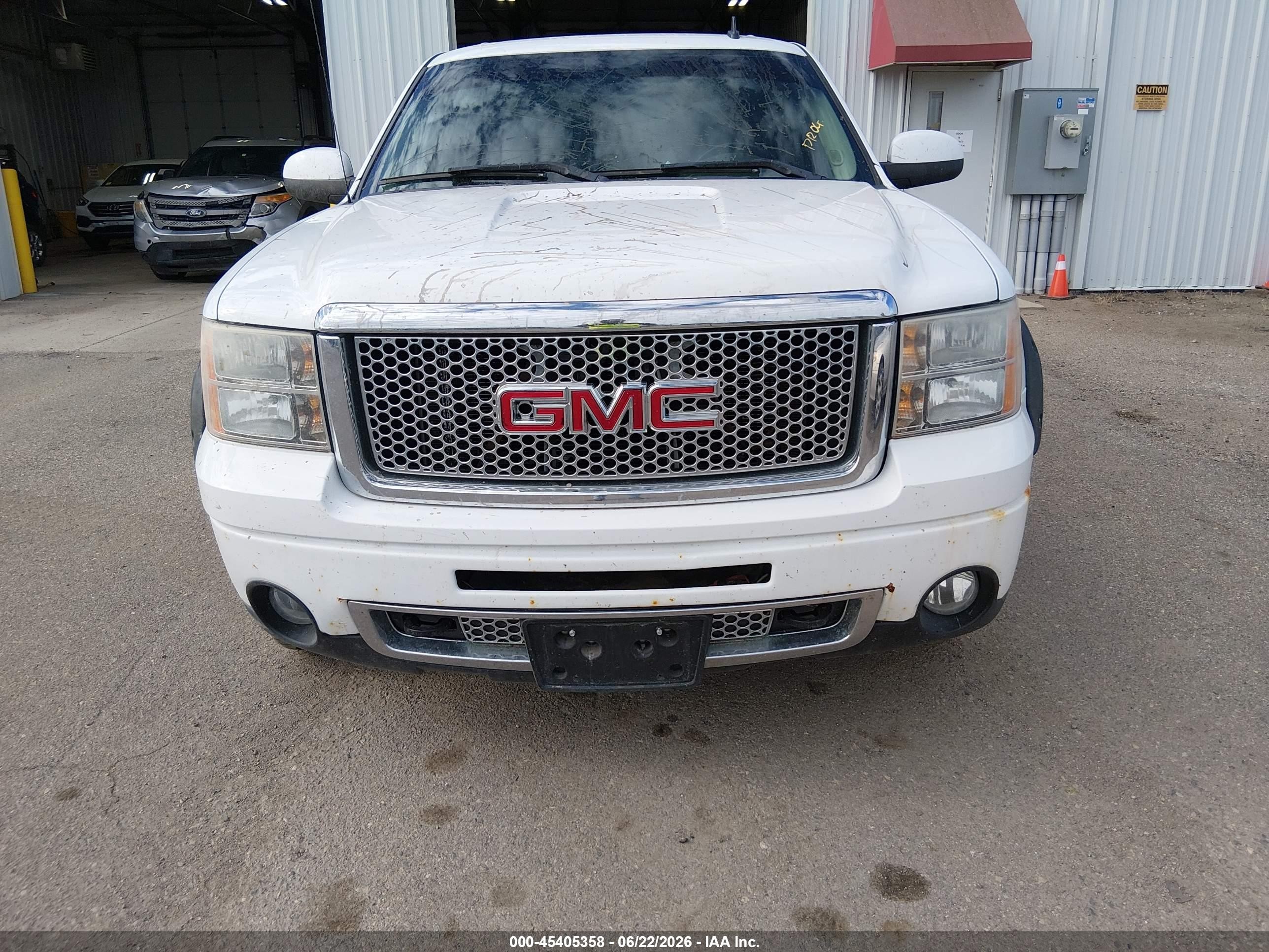 2007 Gmc Sierra 1500 Denali White vin: 2GTEK638571682893