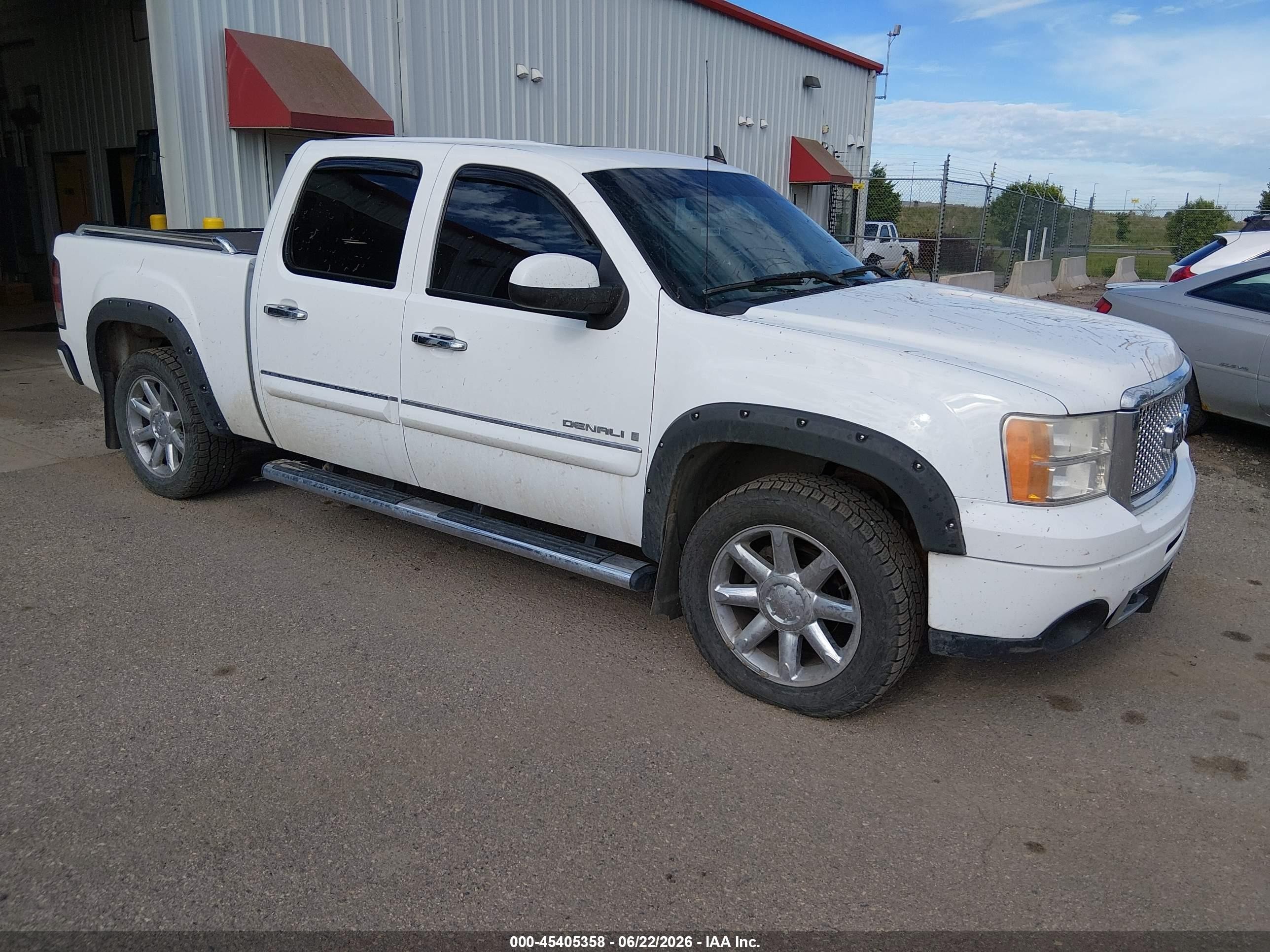 2007 Gmc Sierra 1500 Denali White vin: 2GTEK638571682893
