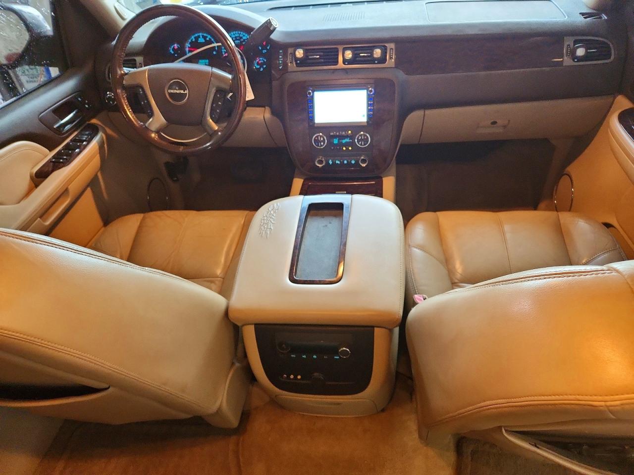 2008 Gmc New Sierra K1500 Denali White vin: 2GTEK638781127512