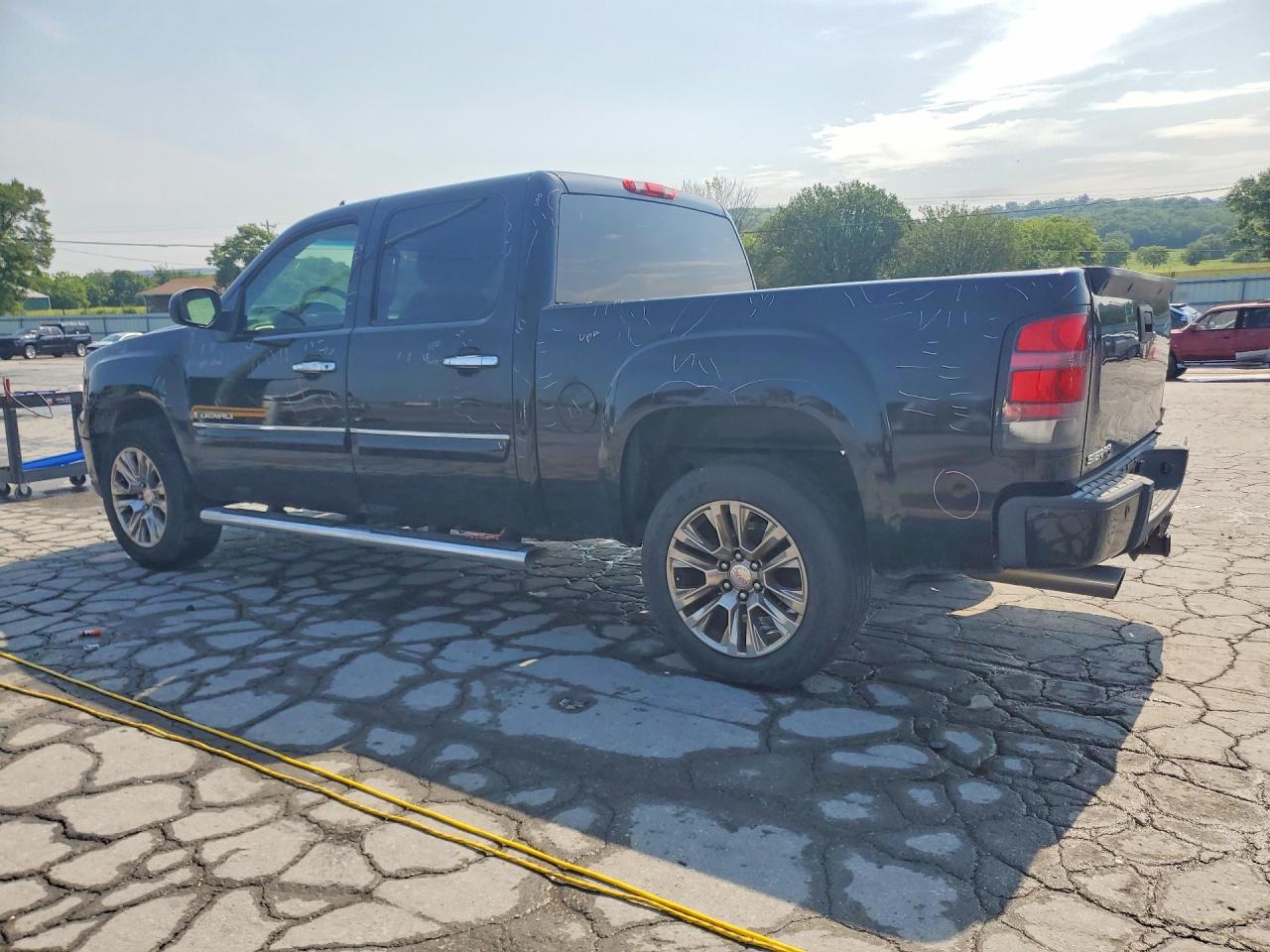 2007 Gmc New Sierra Denali Black vin: 2GTEK638971686025