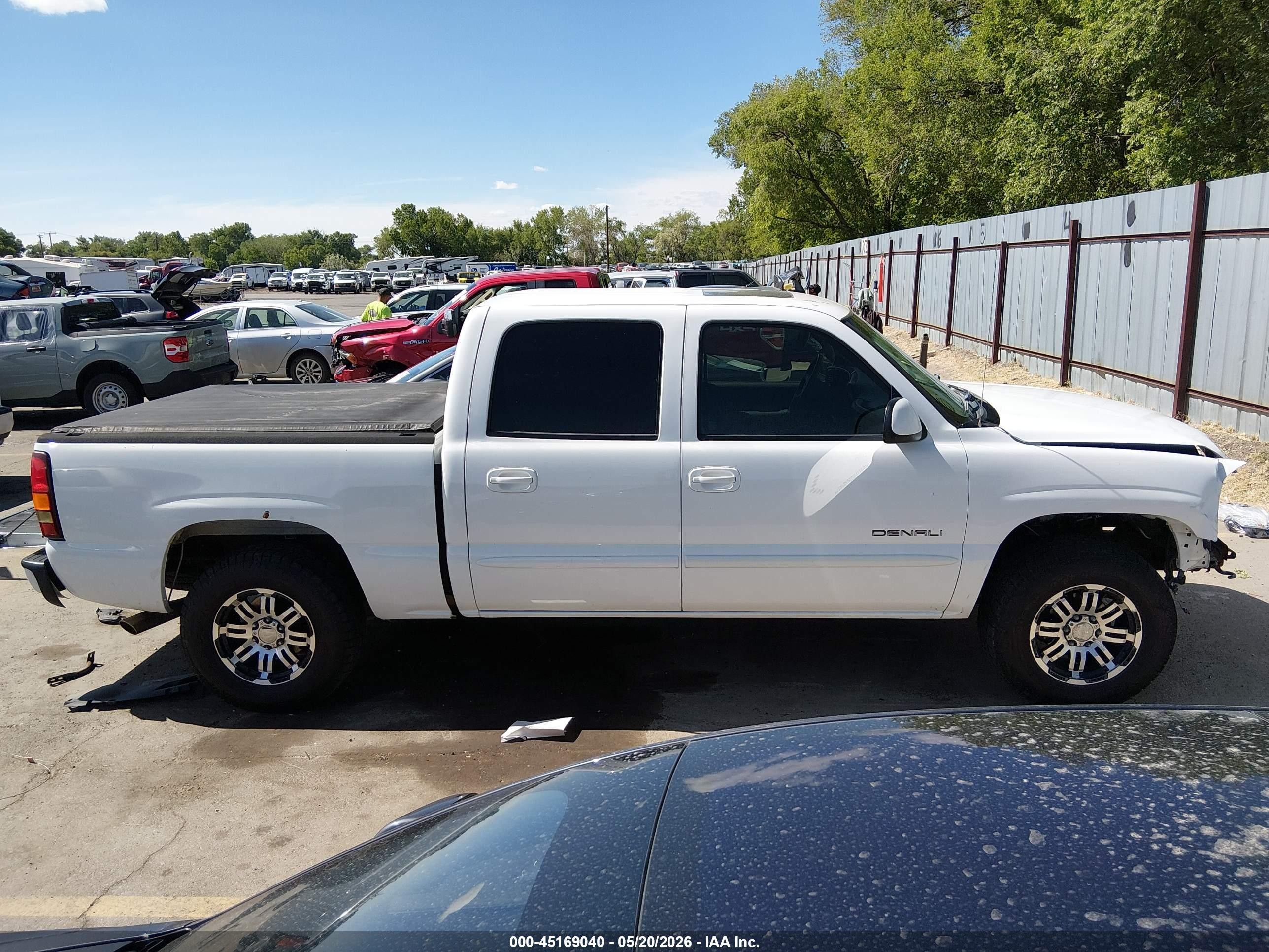 2006 Gmc Sierra 1500 Denali White vin: 2GTEK63N861183512