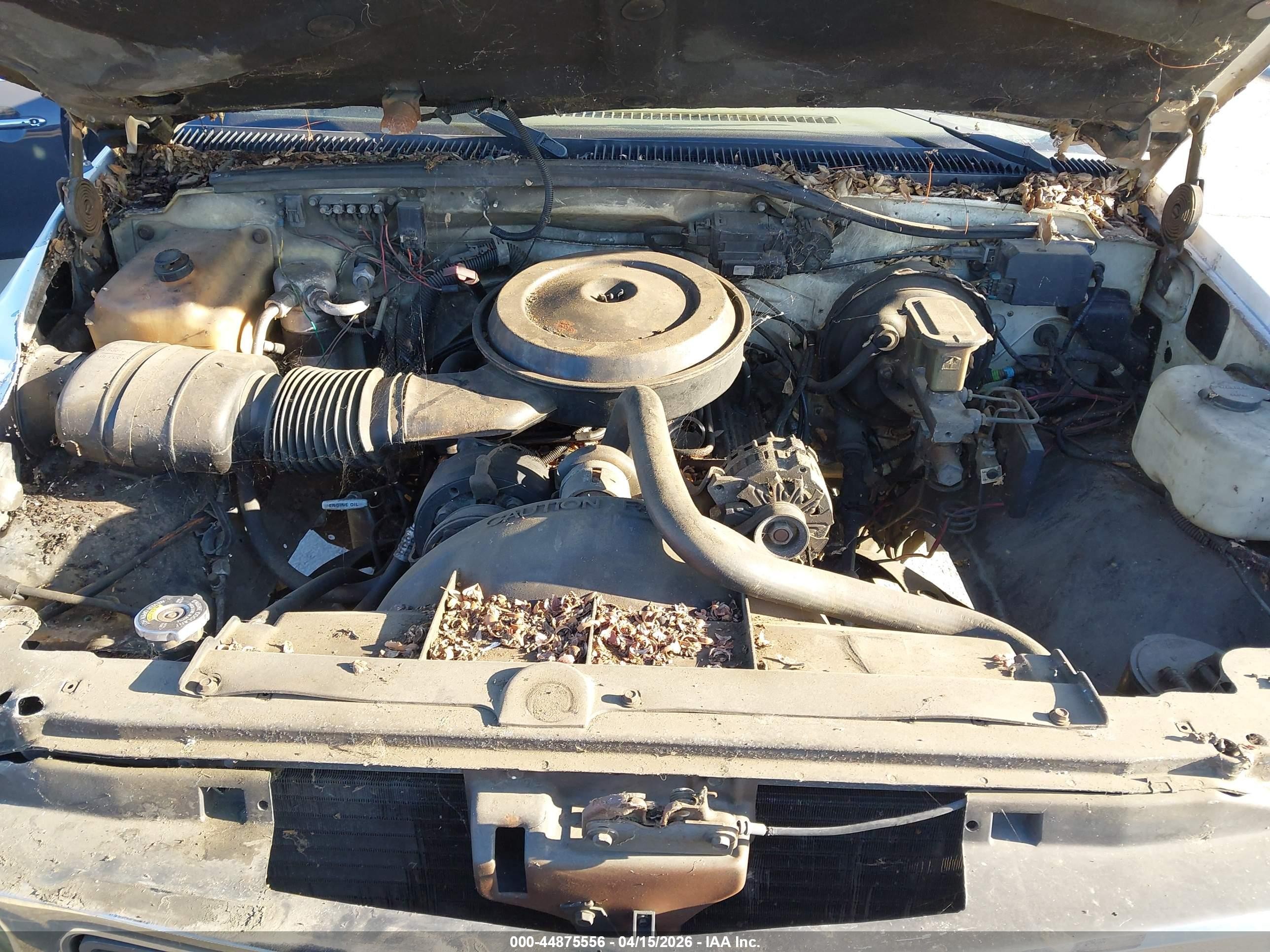 1989 Gmc Sierra C2500 White vin: 2GTFC29K3K1520234