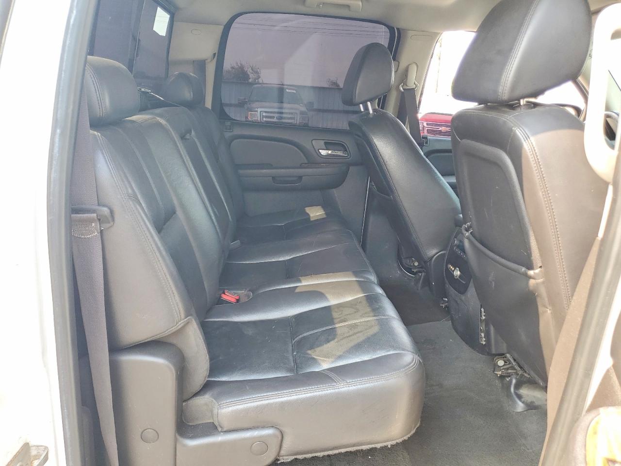 2008 Gmc Sierra K1500 White vin: 2GTFK13Y881274249