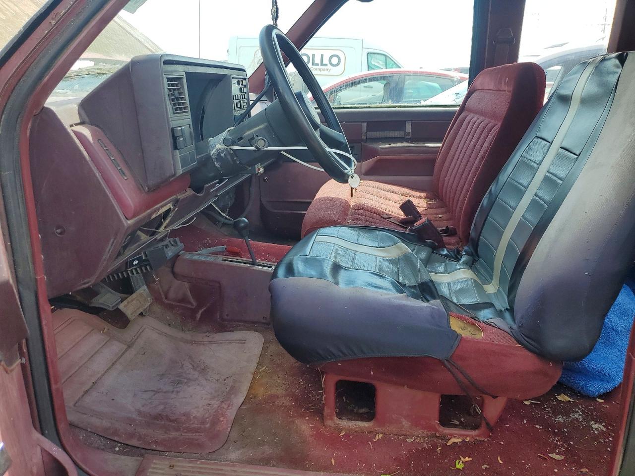1989 Gmc Sierra K2500 Two Tone vin: 2GTFK29K1K1506402