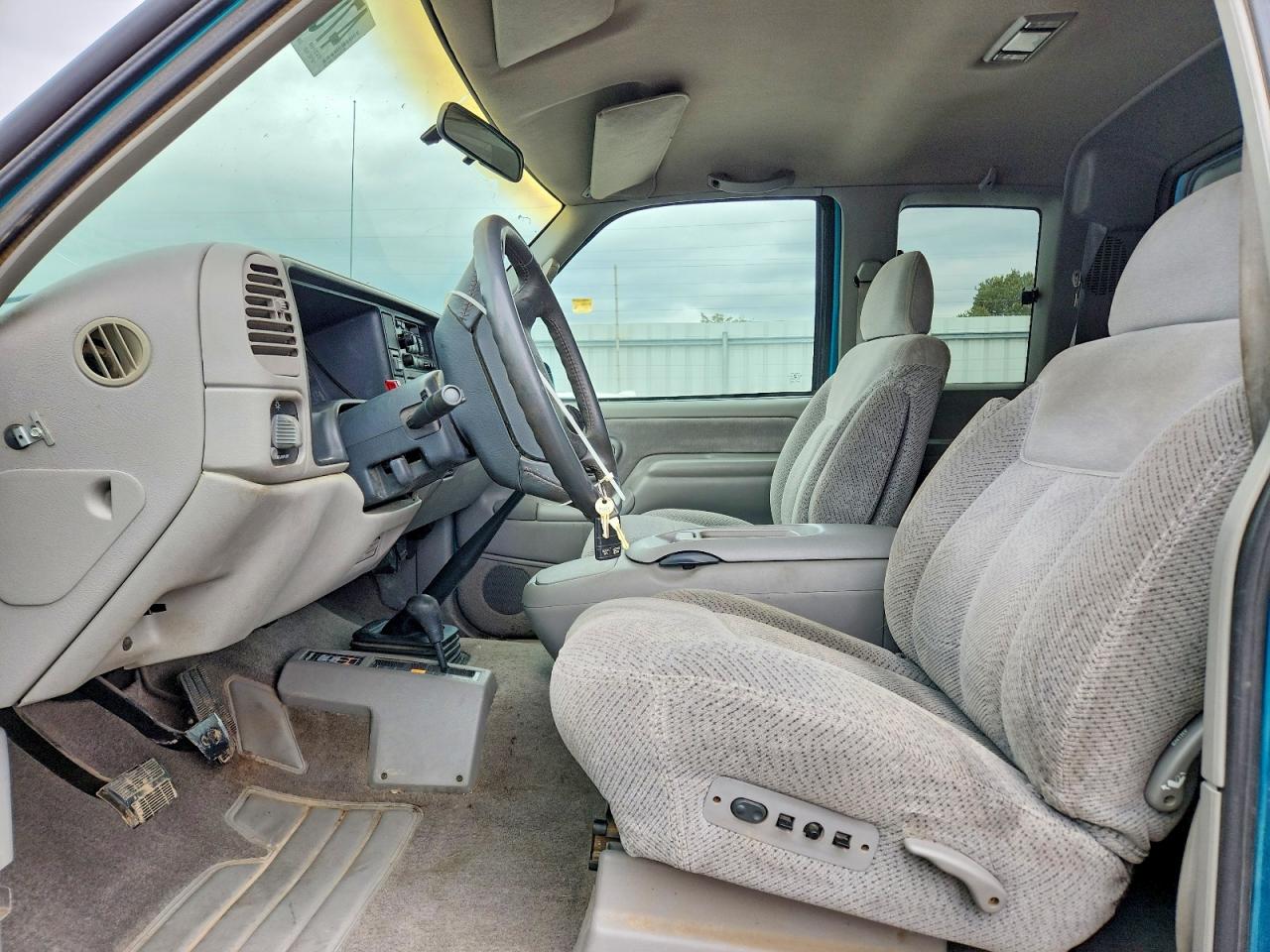 1995 Gmc Sierra K2500 Зеленый vin: 2GTFK29K7S1551330