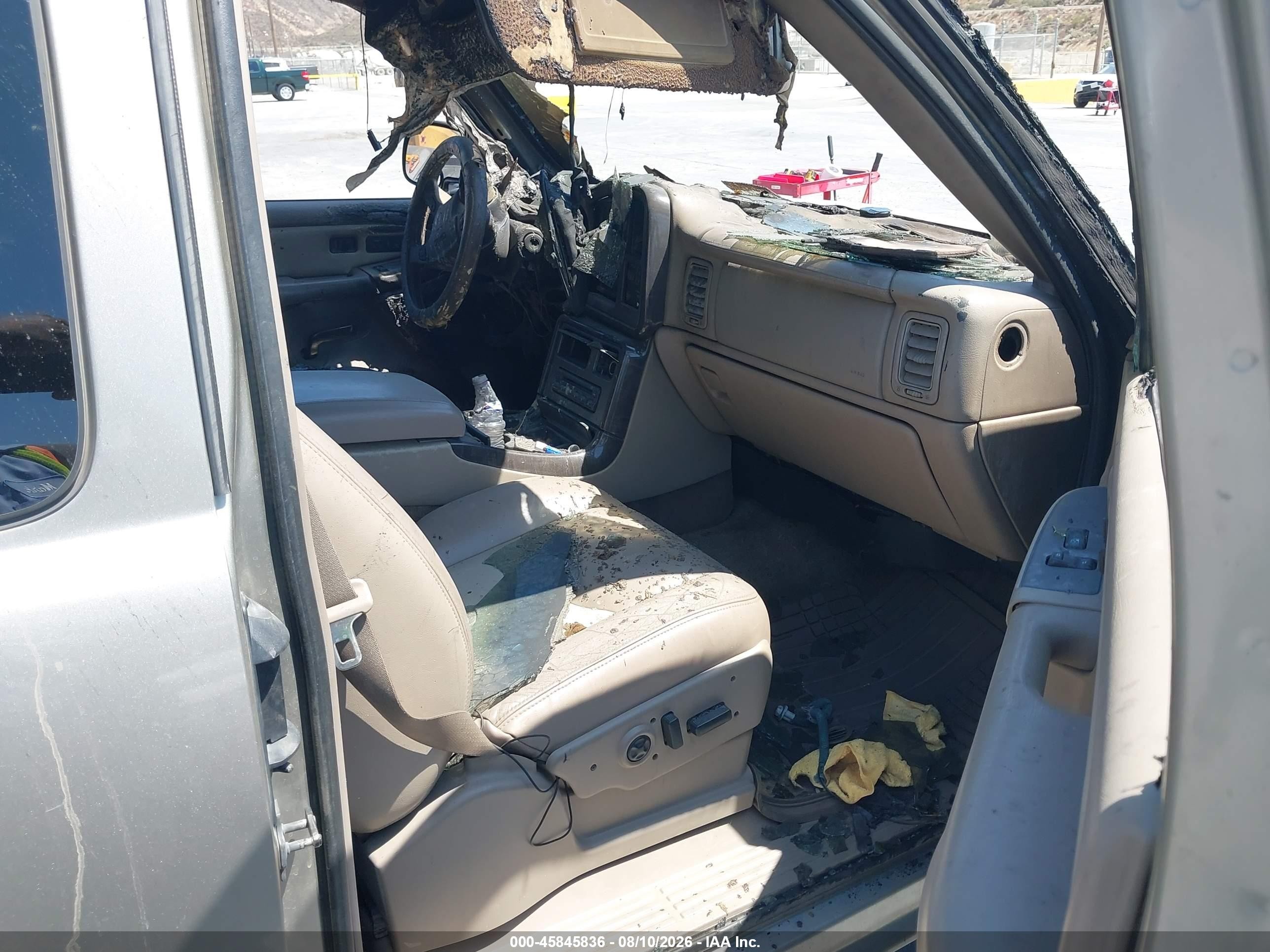 2003 Gmc Sierra 1500 Denali Beige vin: 2GTFK69U231363485