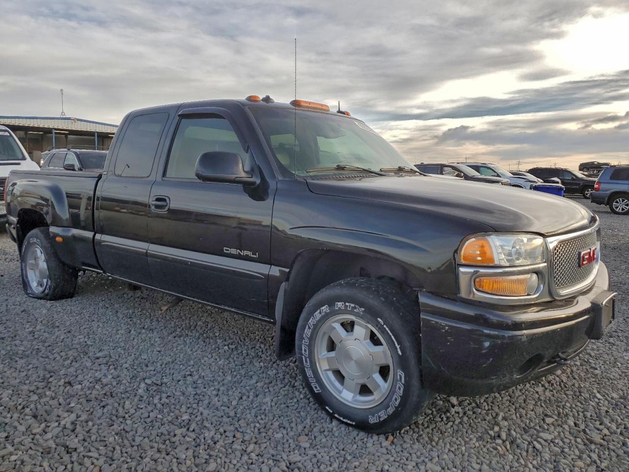 2003 Gmc Sierra K1500 Denali Черный vin: 2GTFK69U731158258