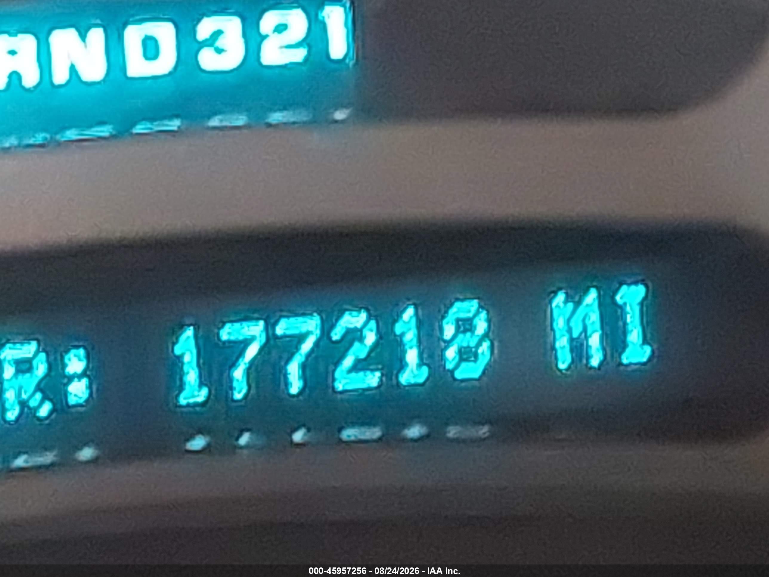 2004 Gmc Sierra 1500 Denali Серебряный vin: 2GTFK69UX41157588