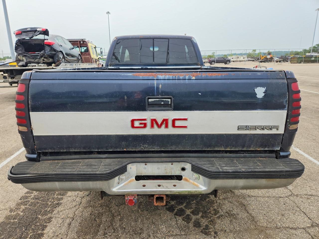 1989 Gmc Sierra C2500 Blue vin: 2GTGC29K8K1525434