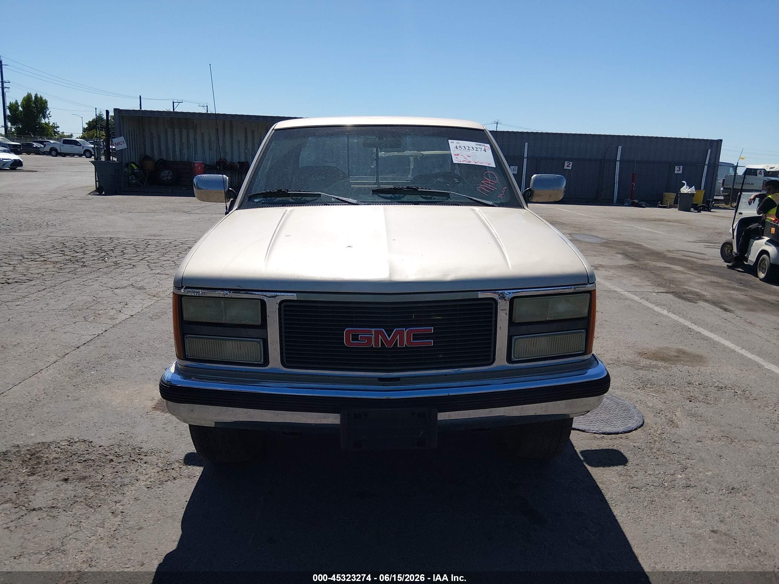 1992 Gmc Sierra C2500 Gold vin: 2GTGC29K9N1548810